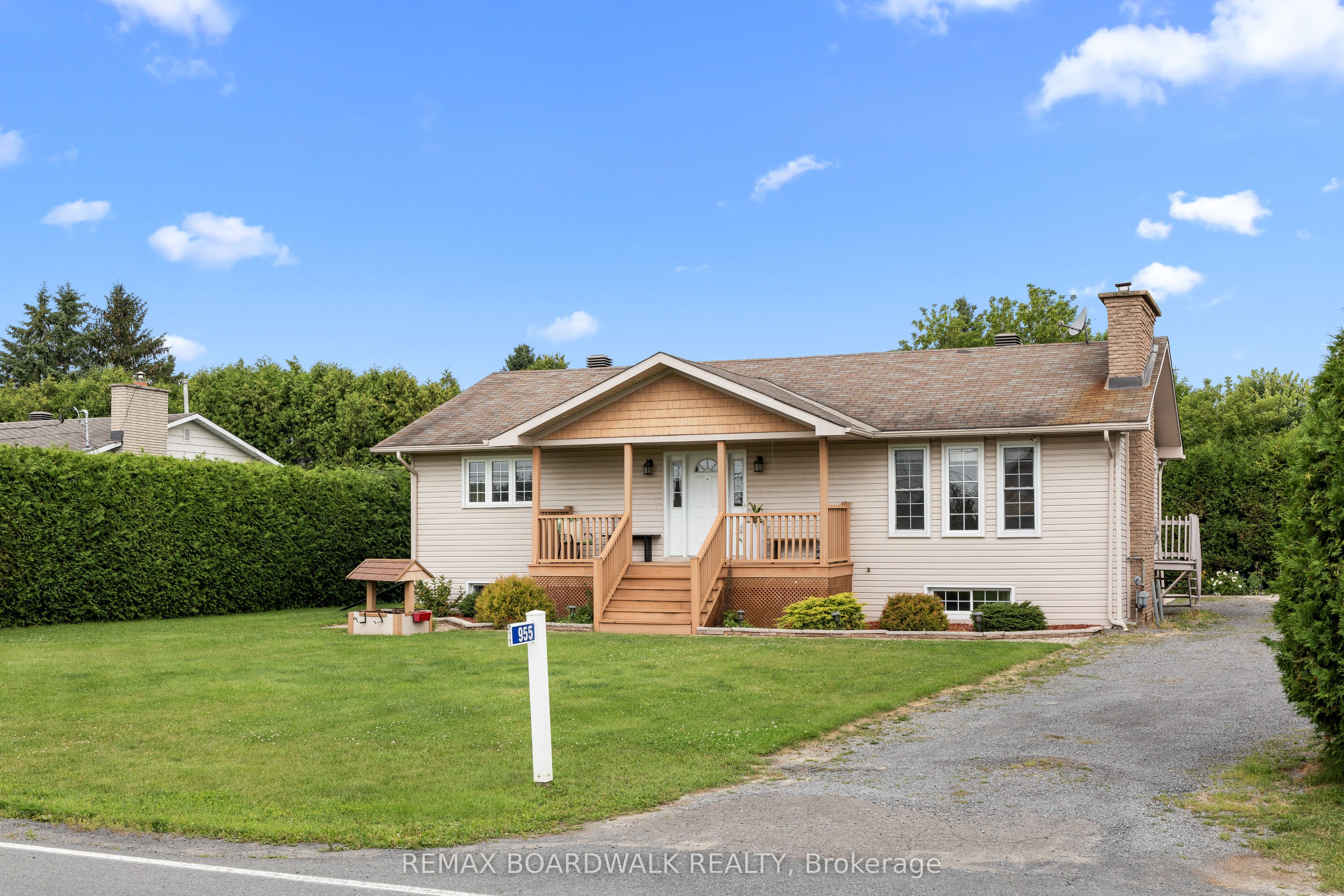 955 Lacroix Road, Clarence-Rockland, ON K0A 2A0 photo 2