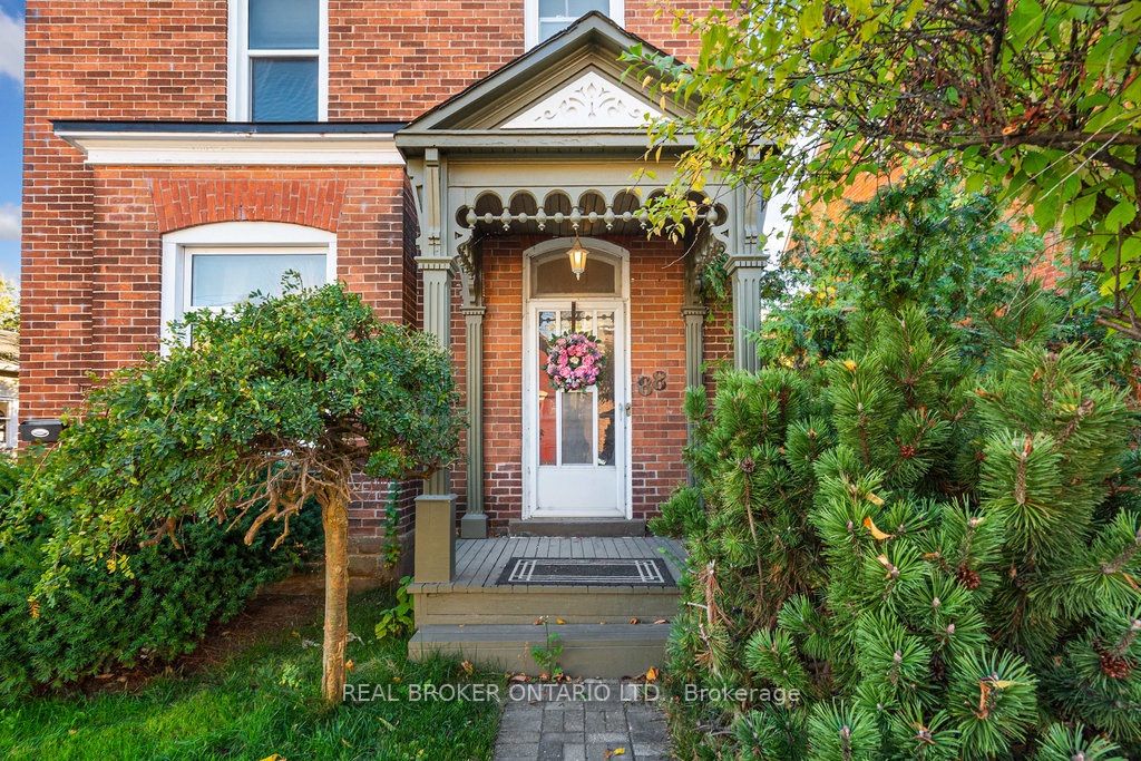 88 Moore Street, Carleton Place, ON K7C 2R2 photo 4