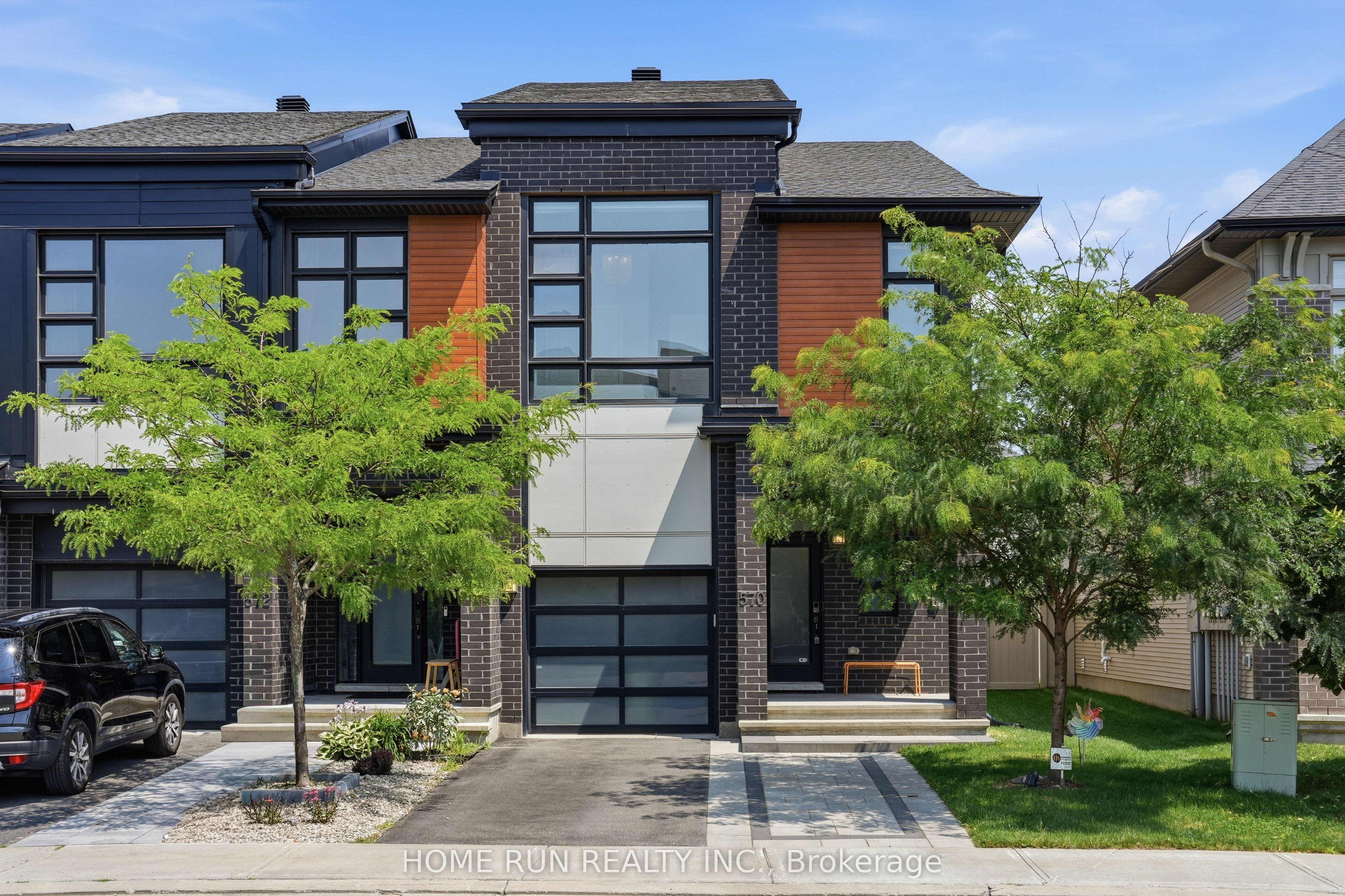 570 Triangle Street, Kanata, ON K2V 0M1