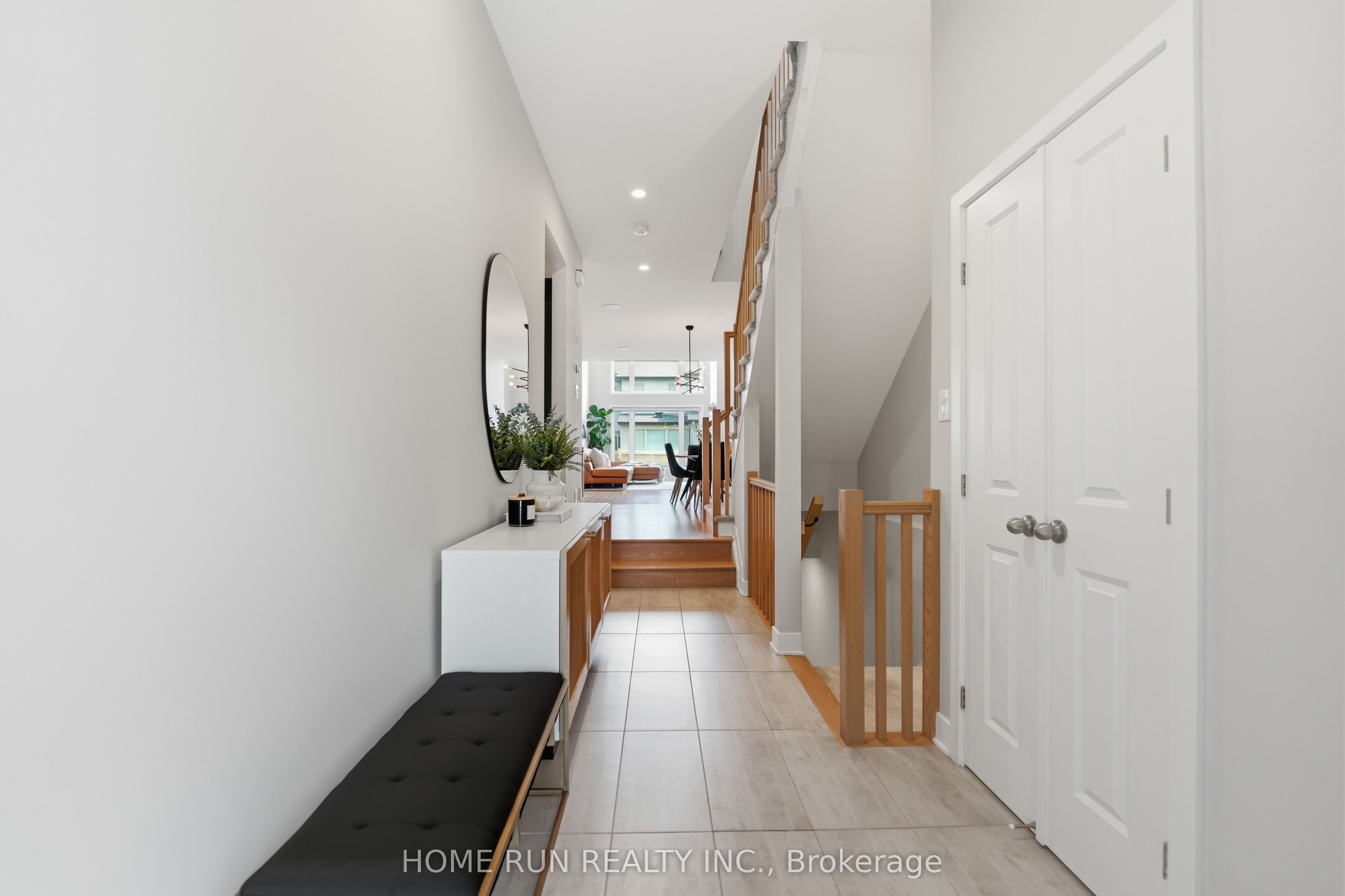 570 Triangle Street, Kanata, ON K2V 0M1 photo 4