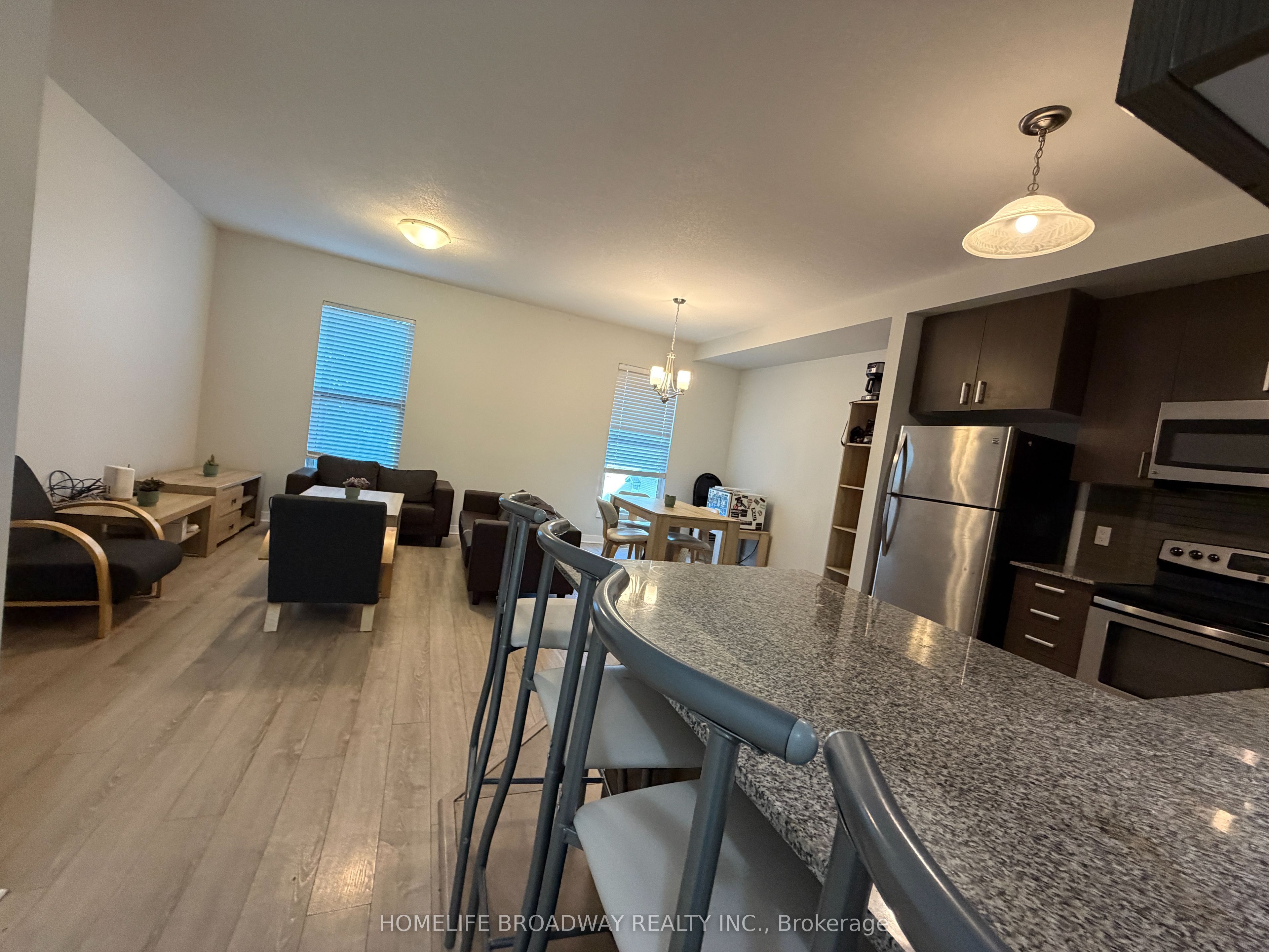 62 Balsam Street T106, Waterloo, ON N2L 3H2 photo 2