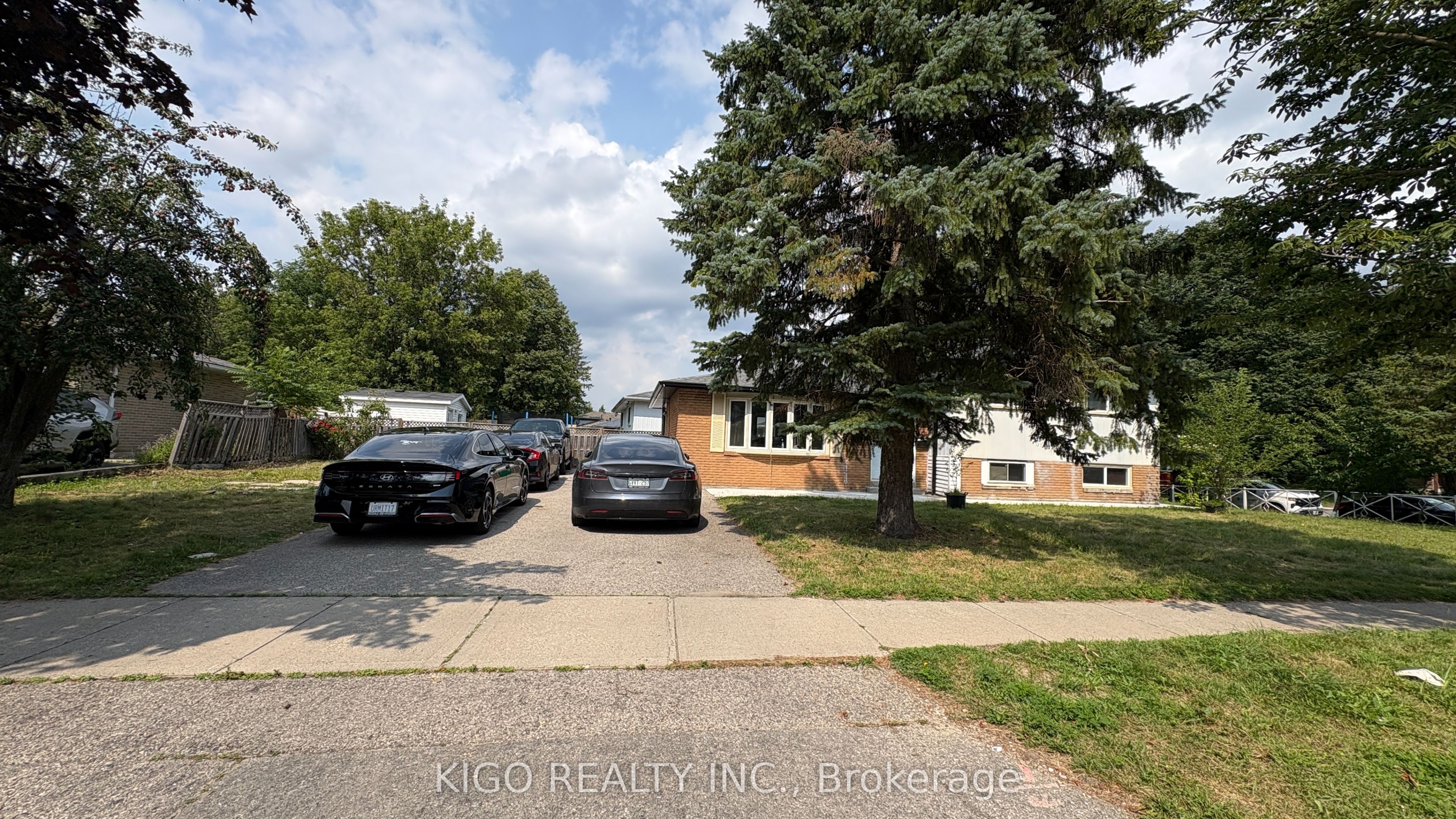 4 Markwood Drive Upper, Kitchener, ON N2M 2H4 photo 2