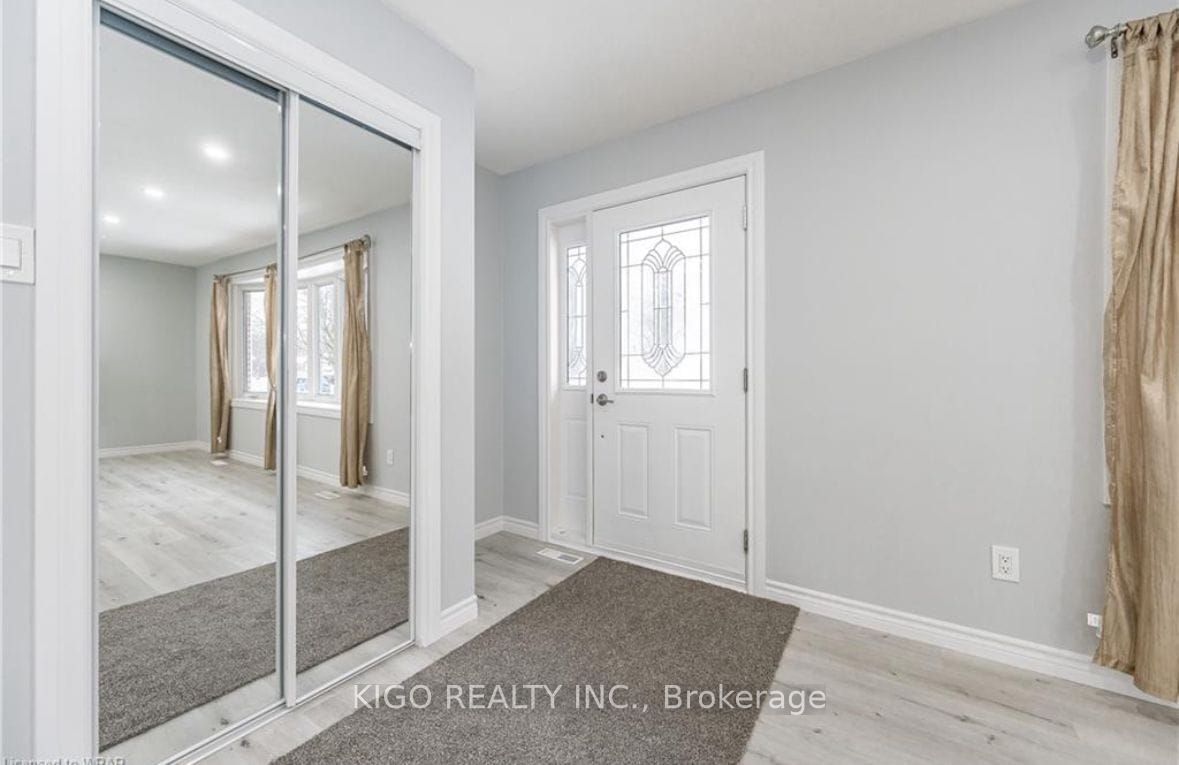 4 Markwood Drive Upper, Kitchener, ON N2M 2H4 photo 4