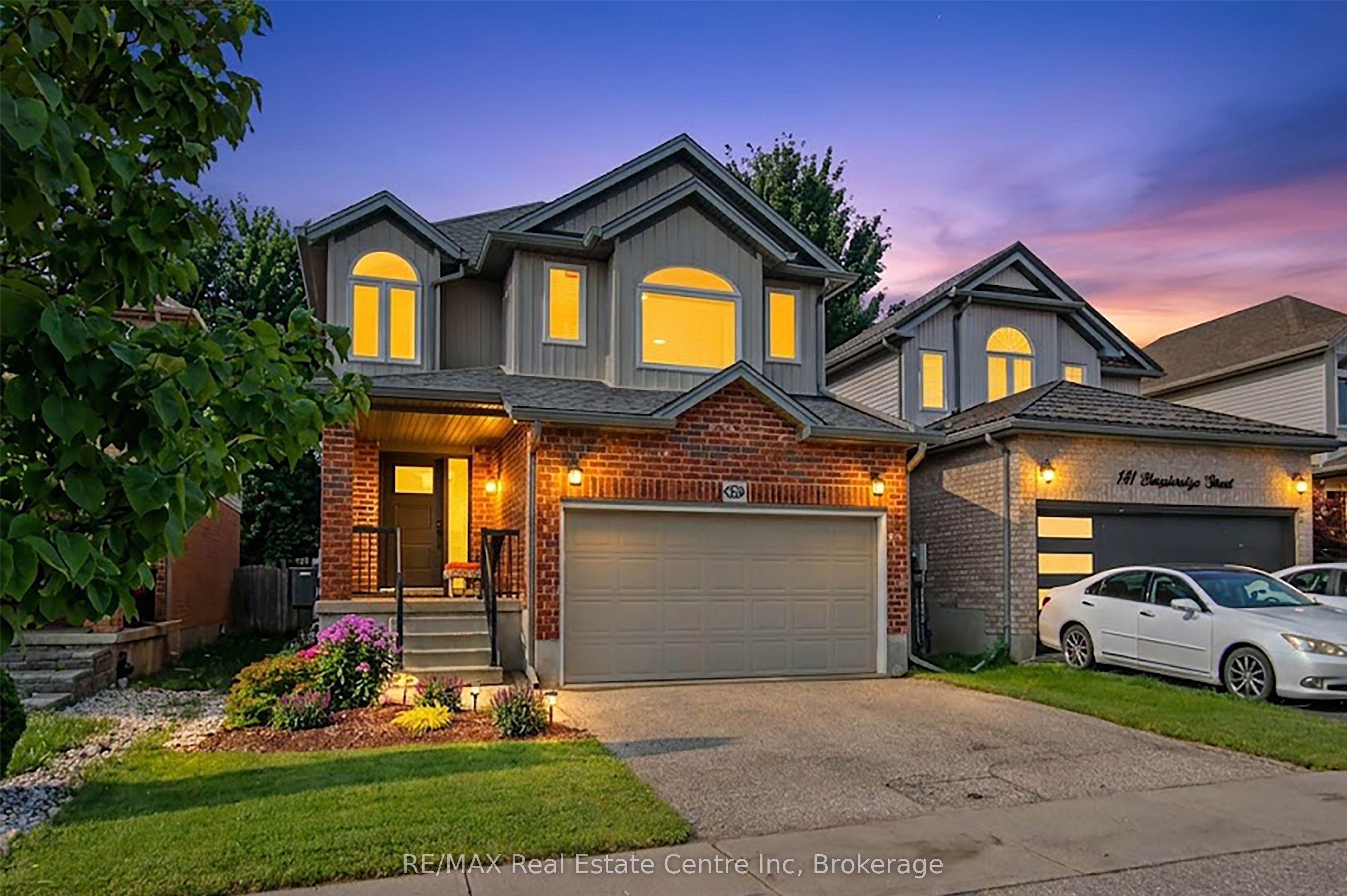137 Steepleridge Street, Kitchener, ON N2P 2W2