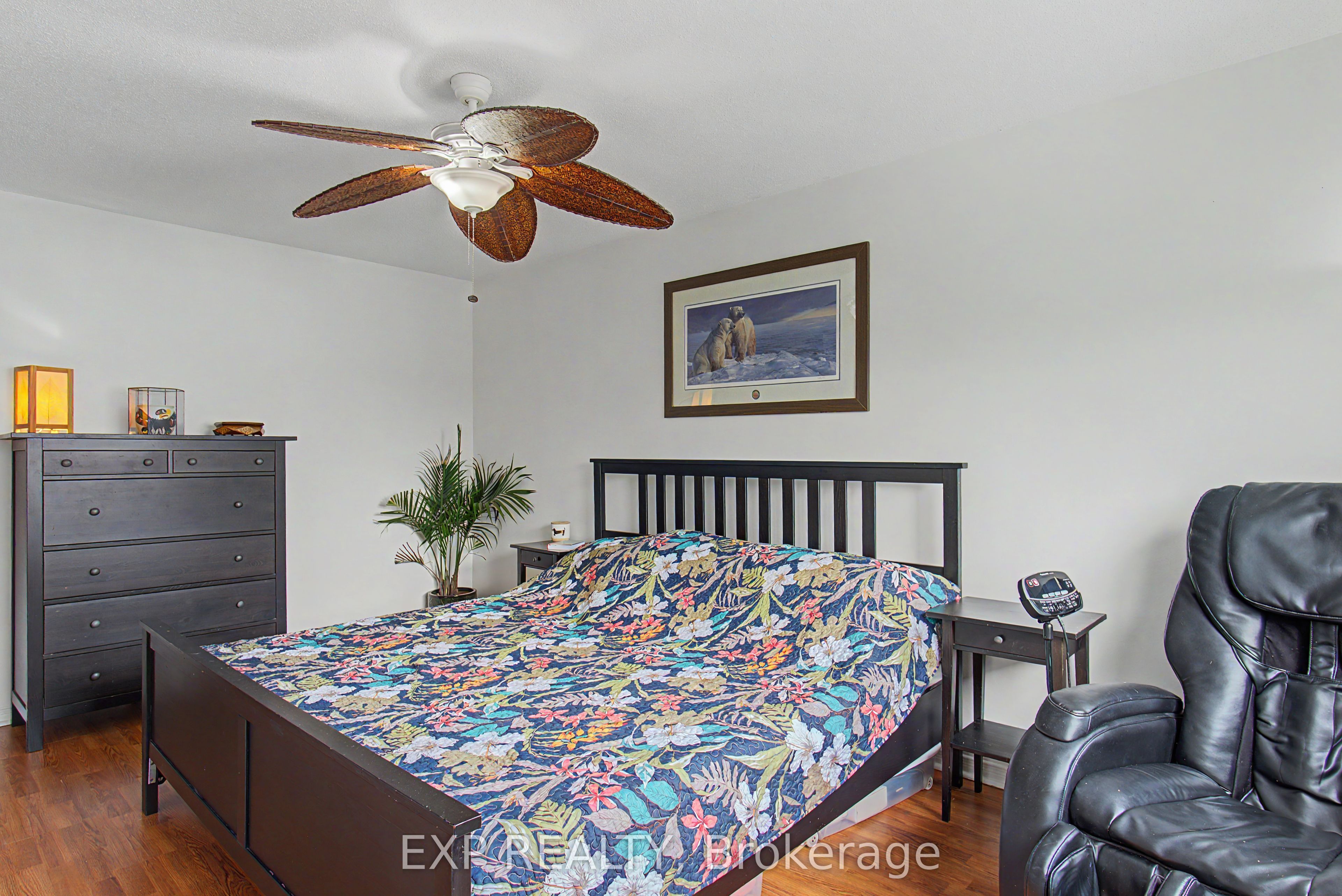 1681 Trenholm Lane, Orleans - Cumberland and Area, ON K4A 4B4 photo 3