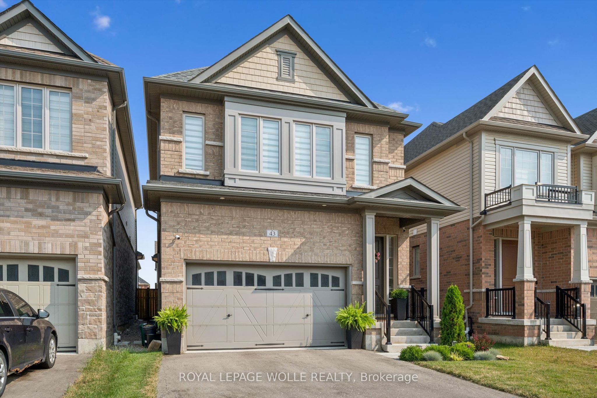 43 Georgina Street, Kitchener, ON N2R 0S6 photo 2