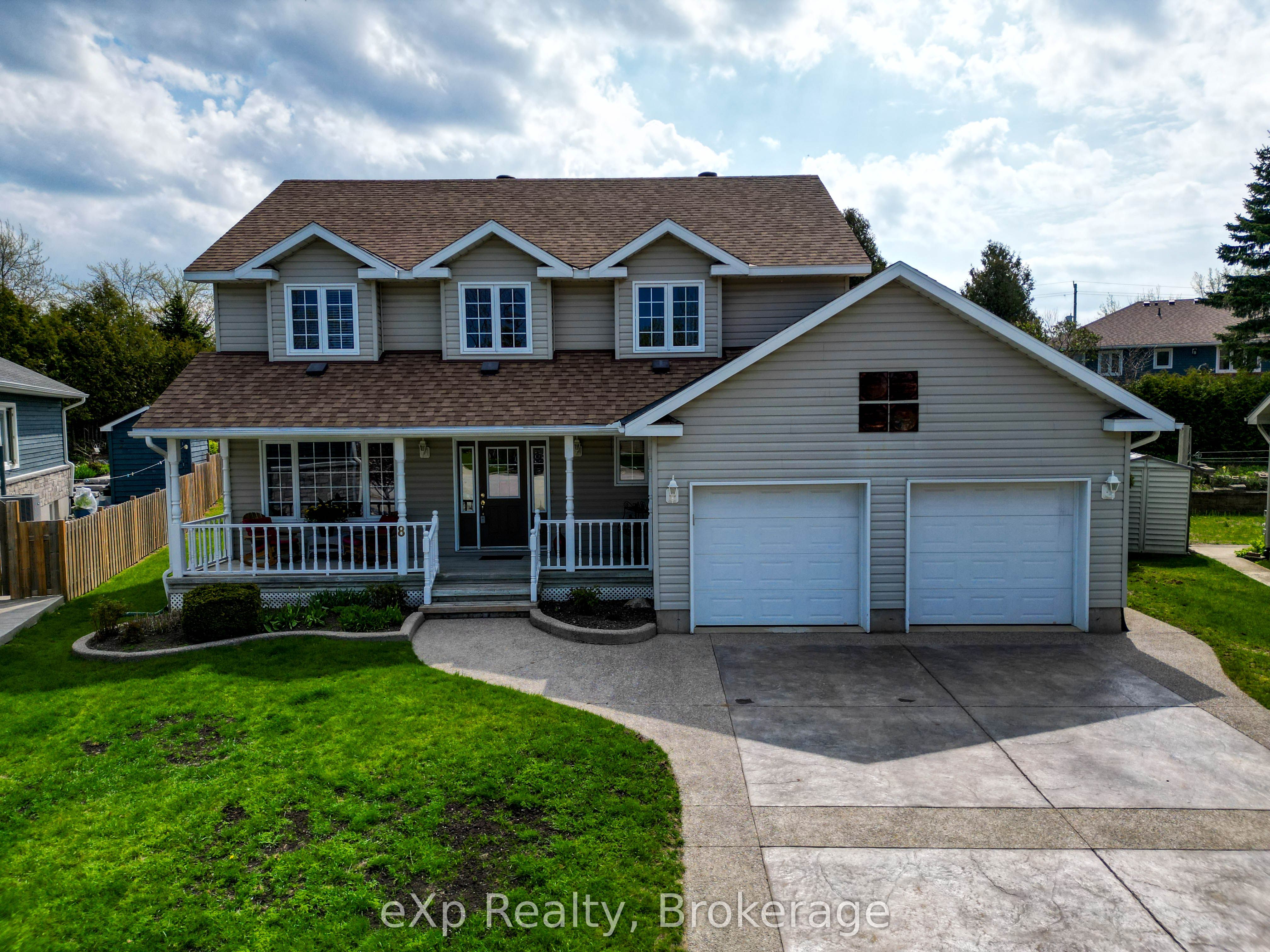 8 Sandpiper Court, Saugeen Shores, ON N0H 2L0