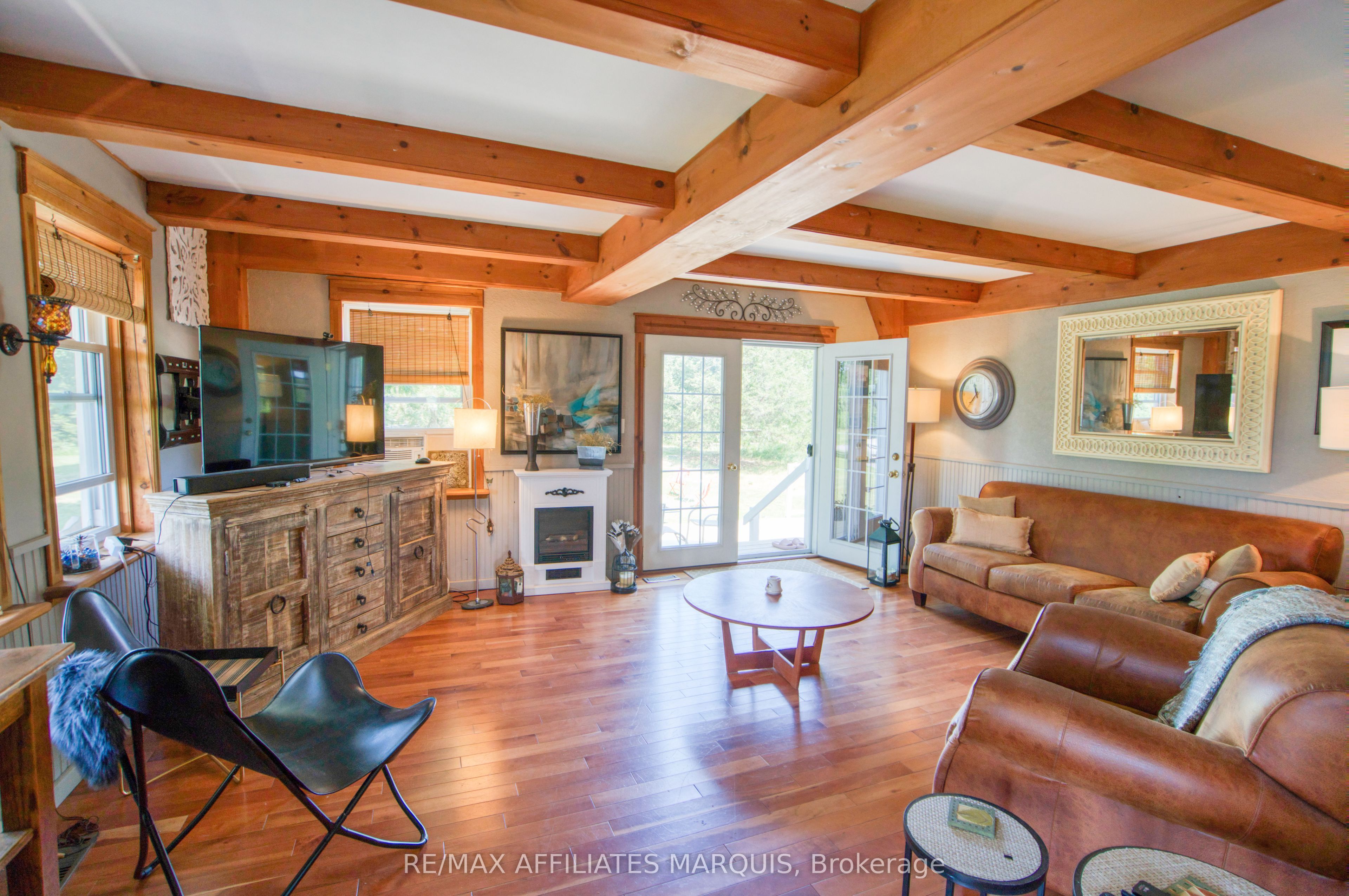 531 Little Crosby Lake Road, Rideau Lakes, ON K0G 1X0 photo 2
