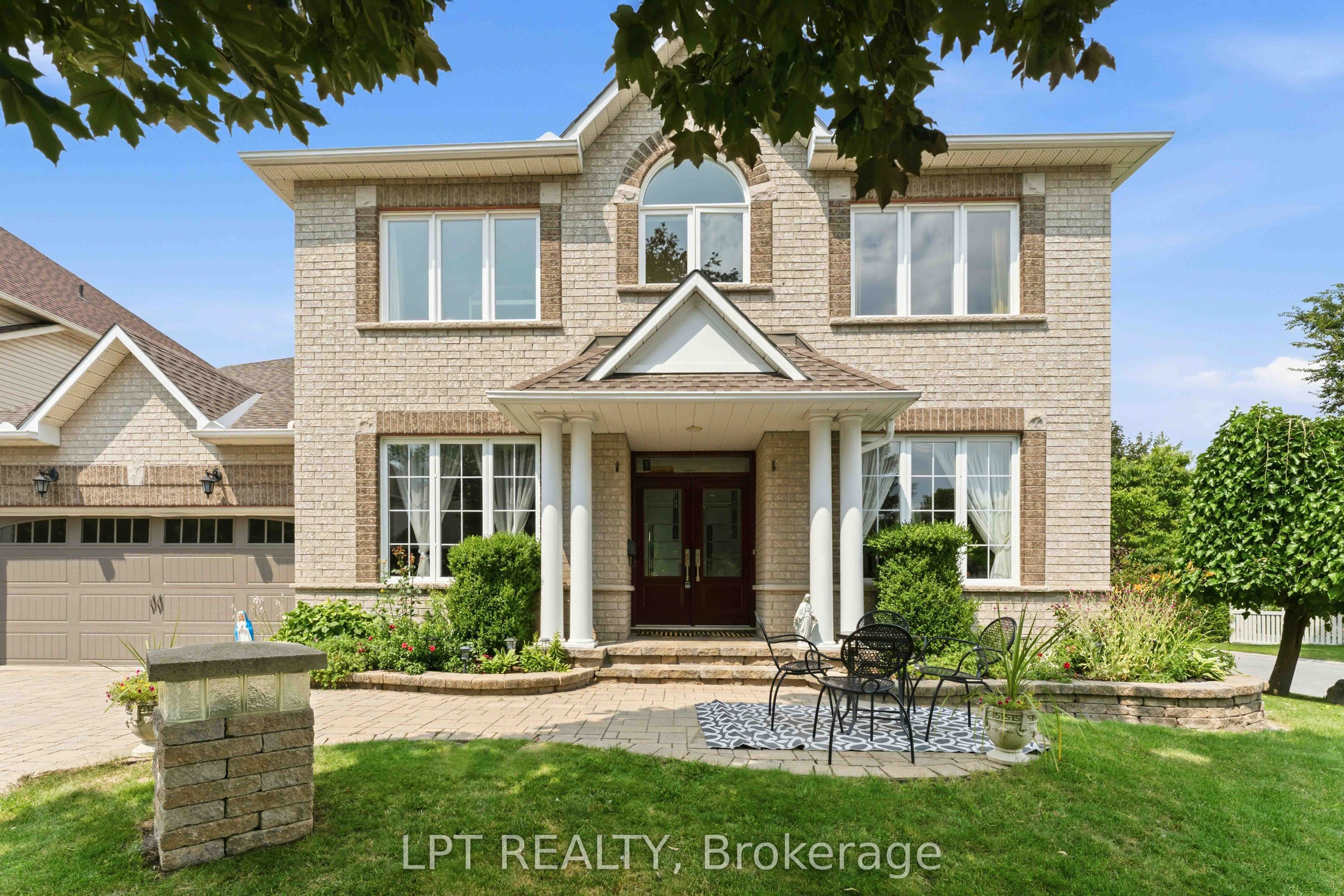38 Crosspointe Avenue, Barrhaven, ON K2G 6N4 photo 2
