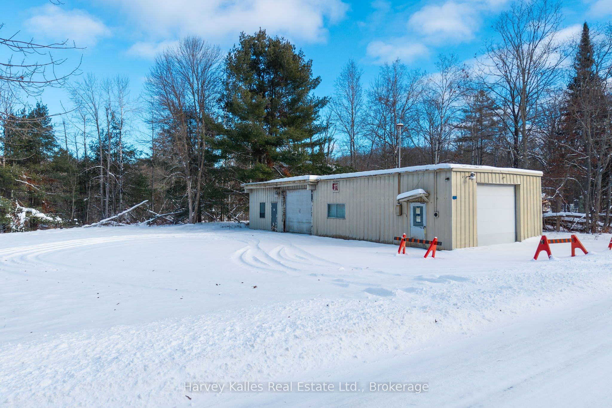1355 Walkers Point Road, Muskoka Lakes, ON P1P 1R2