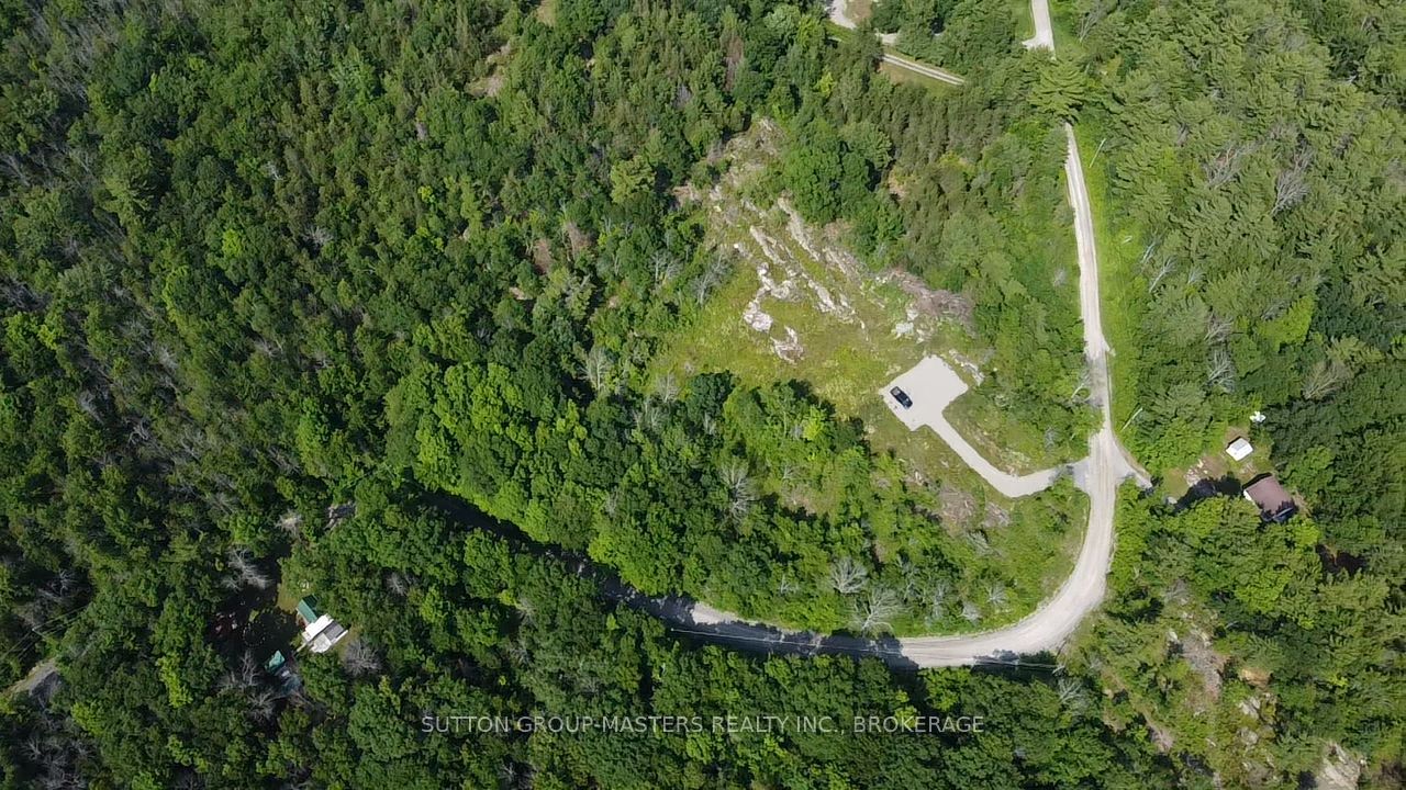 300 Woodcocks Mills Road, Stone Mills, ON K0K 3G0