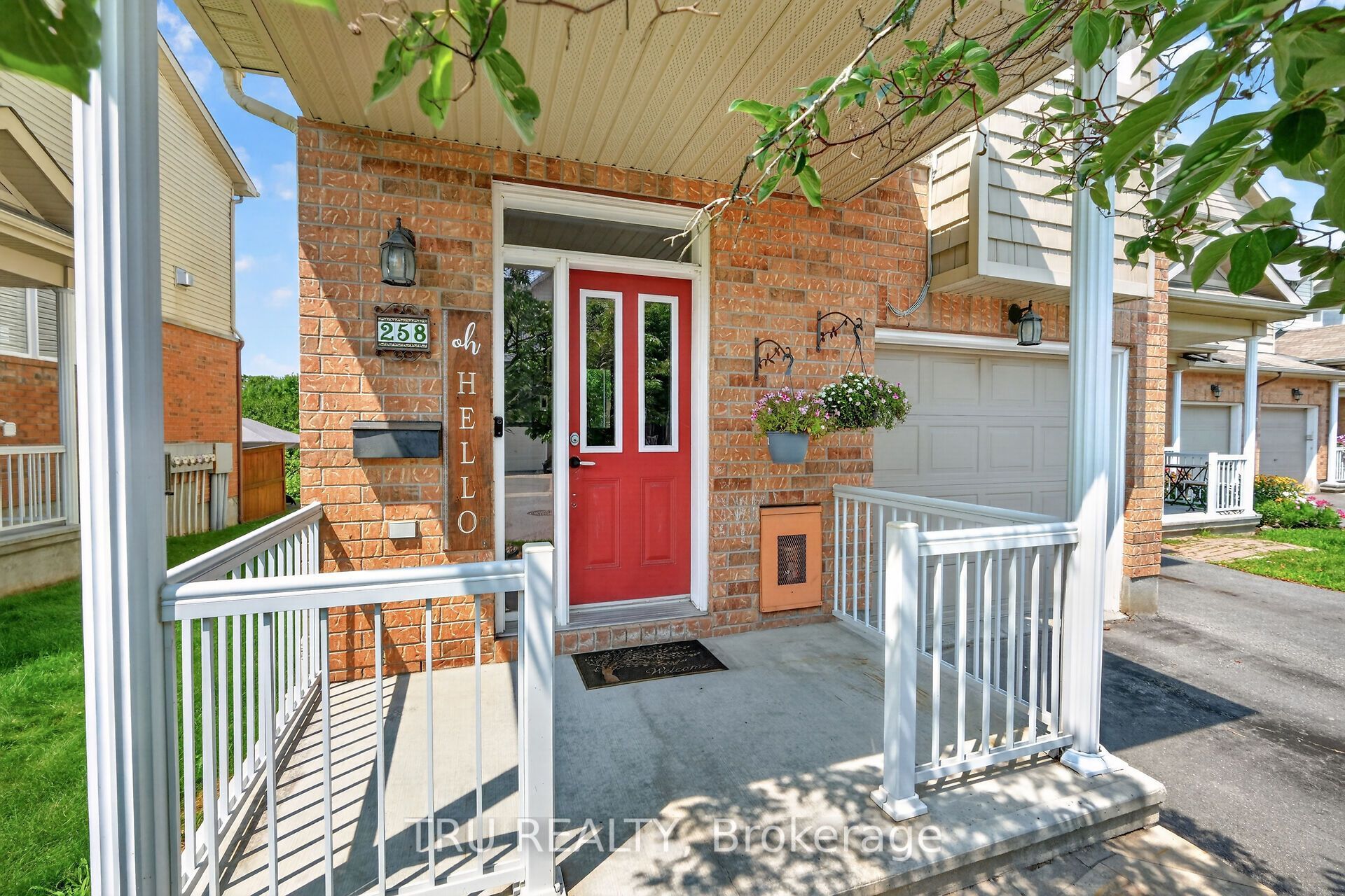 258 Parkrose Private, Orleans - Cumberland and Area, ON K4A 0N8 photo 3