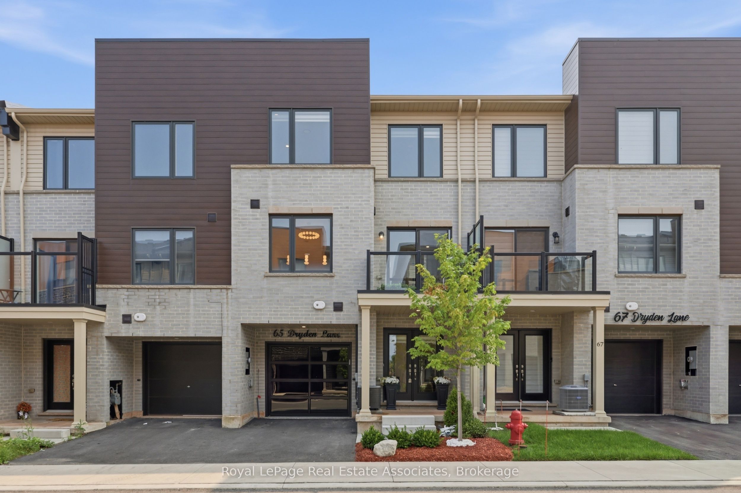 65 Dryden Lane, Hamilton, ON L8H 0B5
