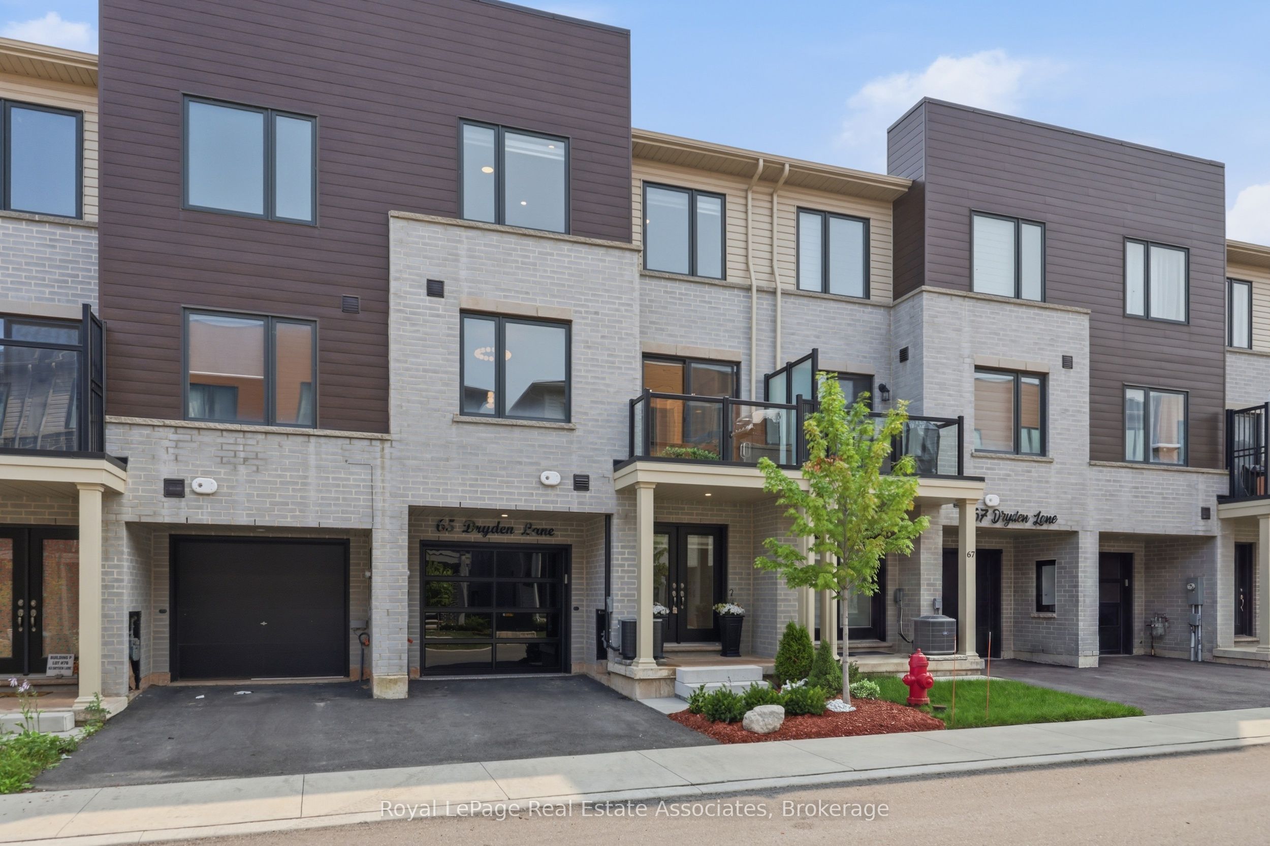65 Dryden Lane, Hamilton, ON L8H 0B5 photo 2