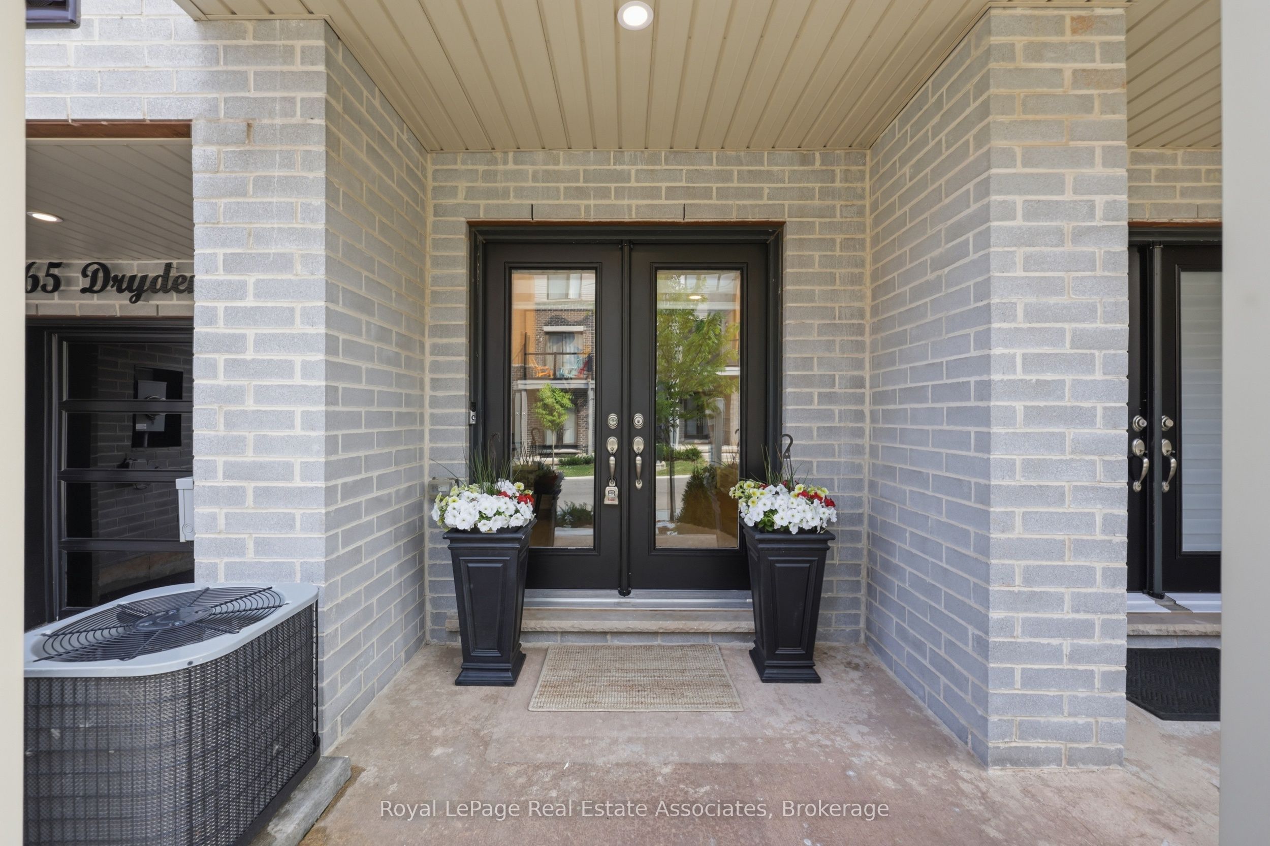 65 Dryden Lane, Hamilton, ON L8H 0B5 photo 5