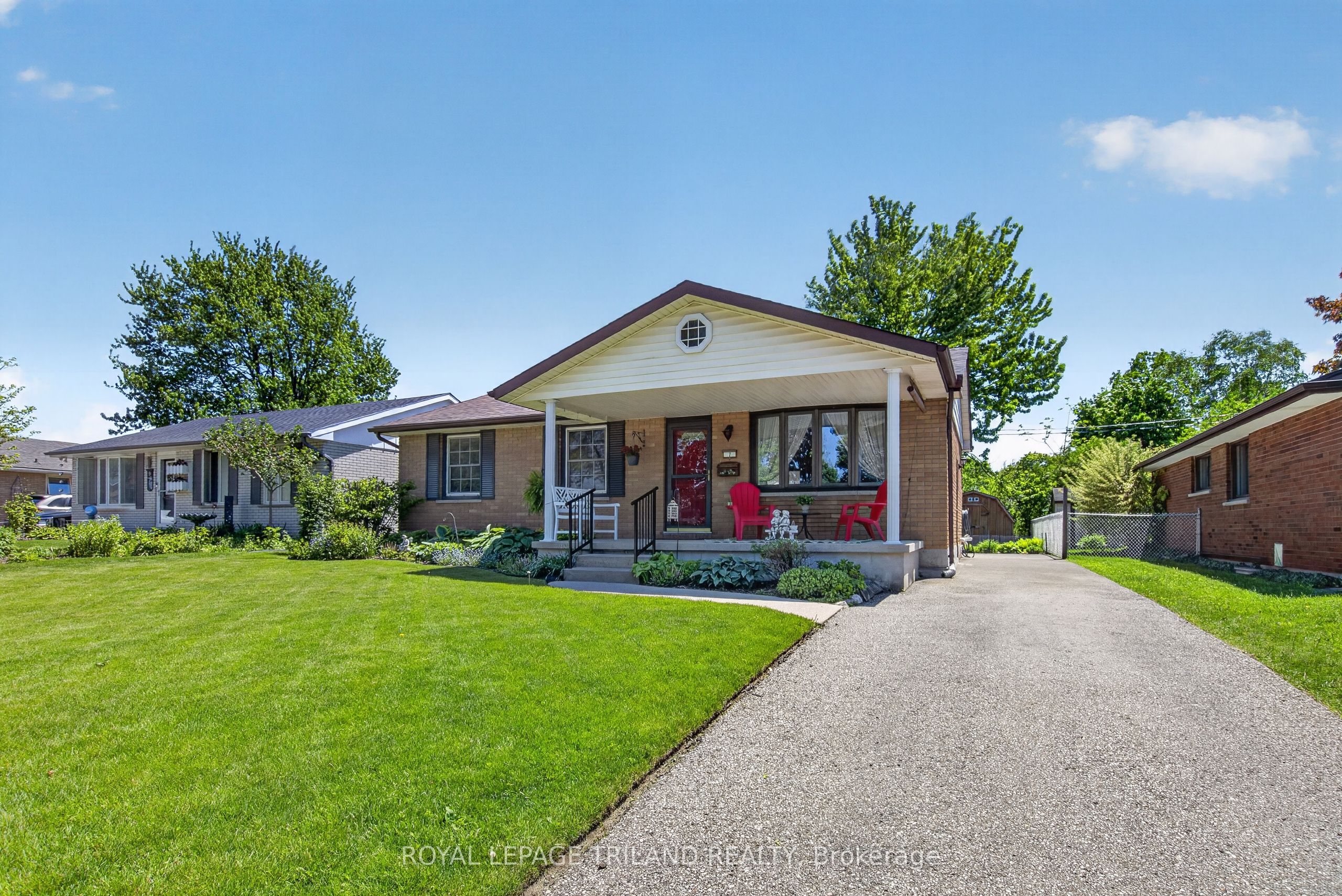 7 THOMPSON Avenue, St. Thomas, ON N5R 1G1