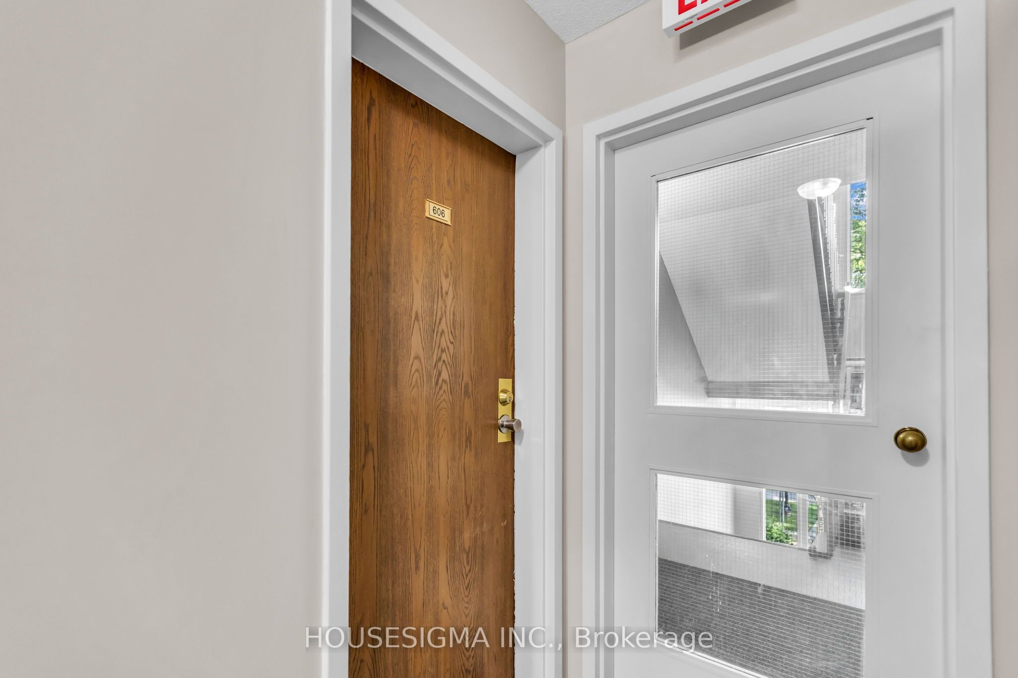 565 Greenfield Avenue 606, Kitchener, ON N2C 2P4 photo 4