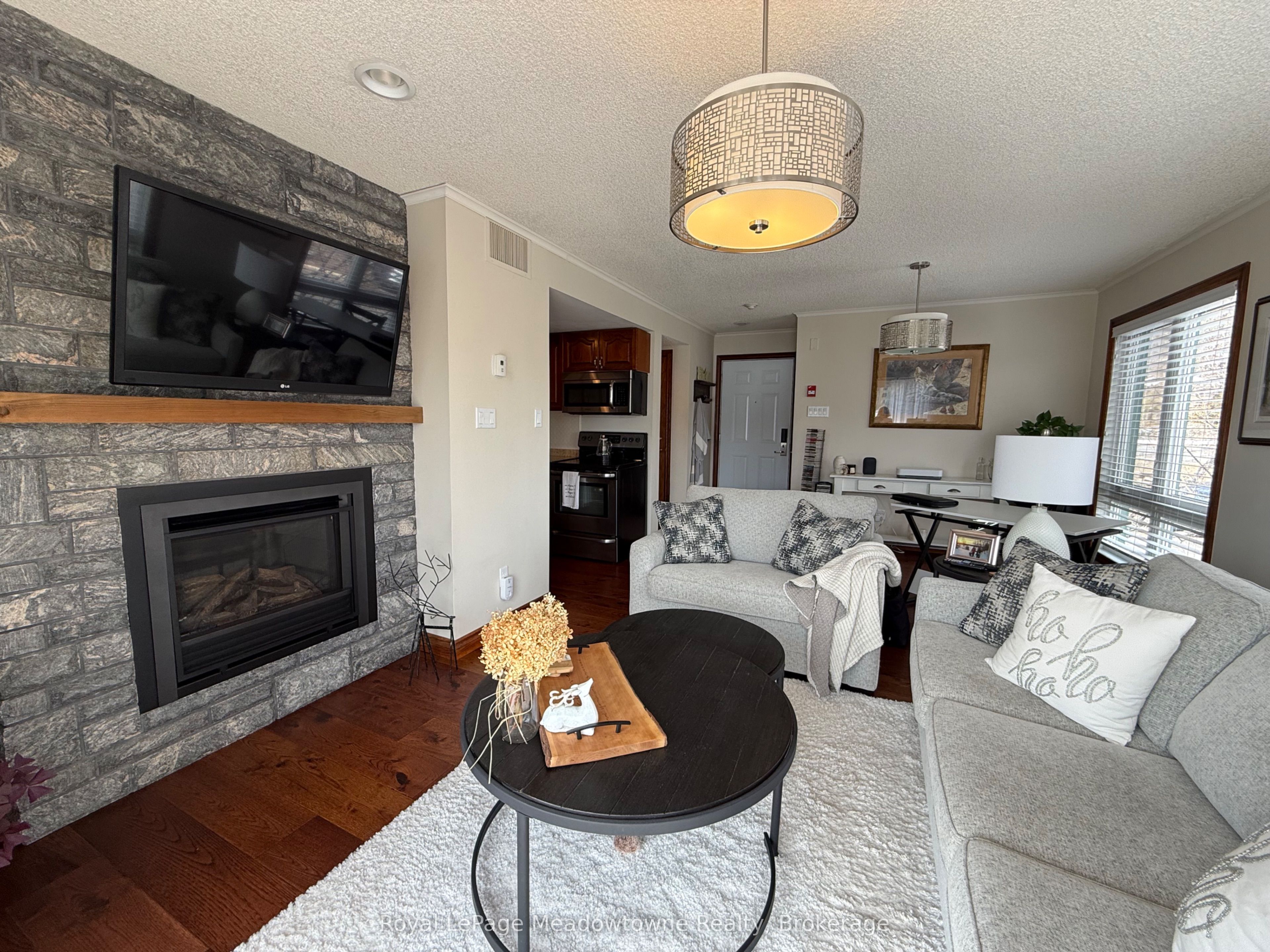 34 Deerhurst Greens Road 301, Huntsville, ON P1H 1A9 photo 4