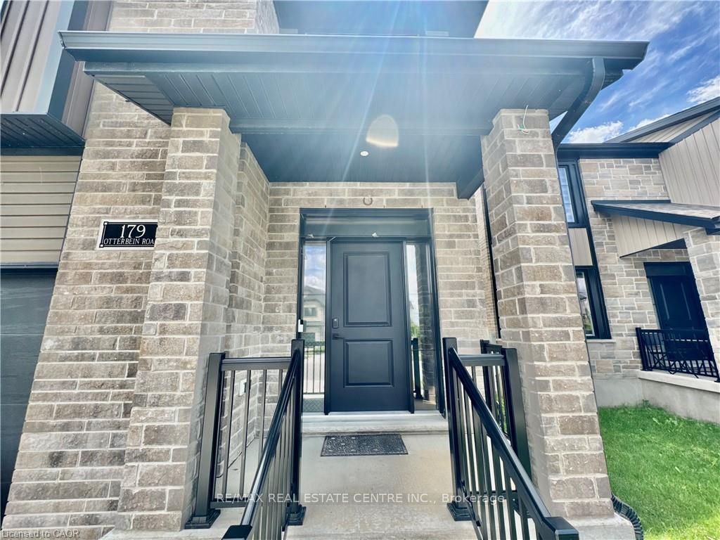 179 Otterbein Road, Kitchener, ON N2B 0A8 photo 5
