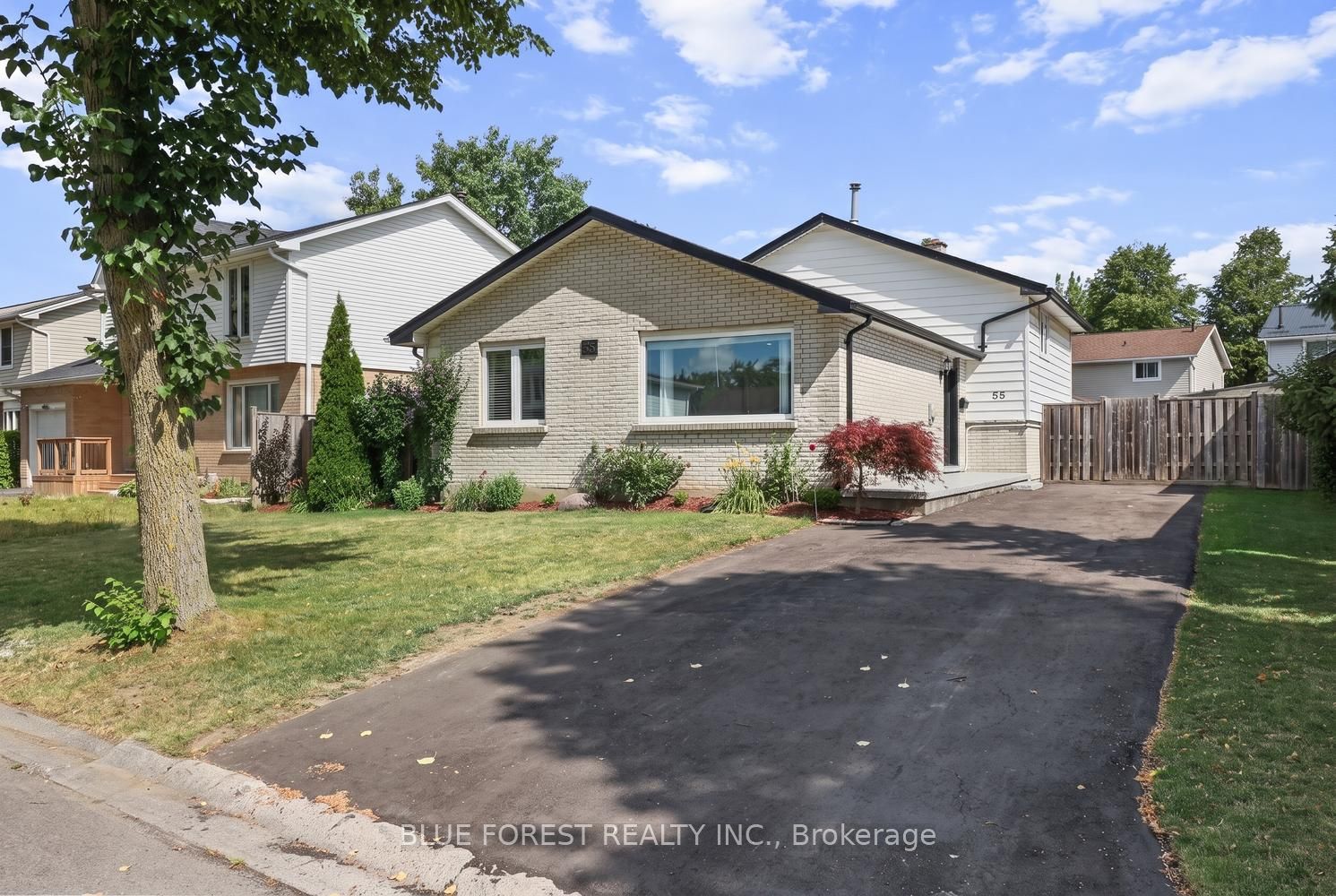 55 Archer Crescent, London South, ON N6E 2A4