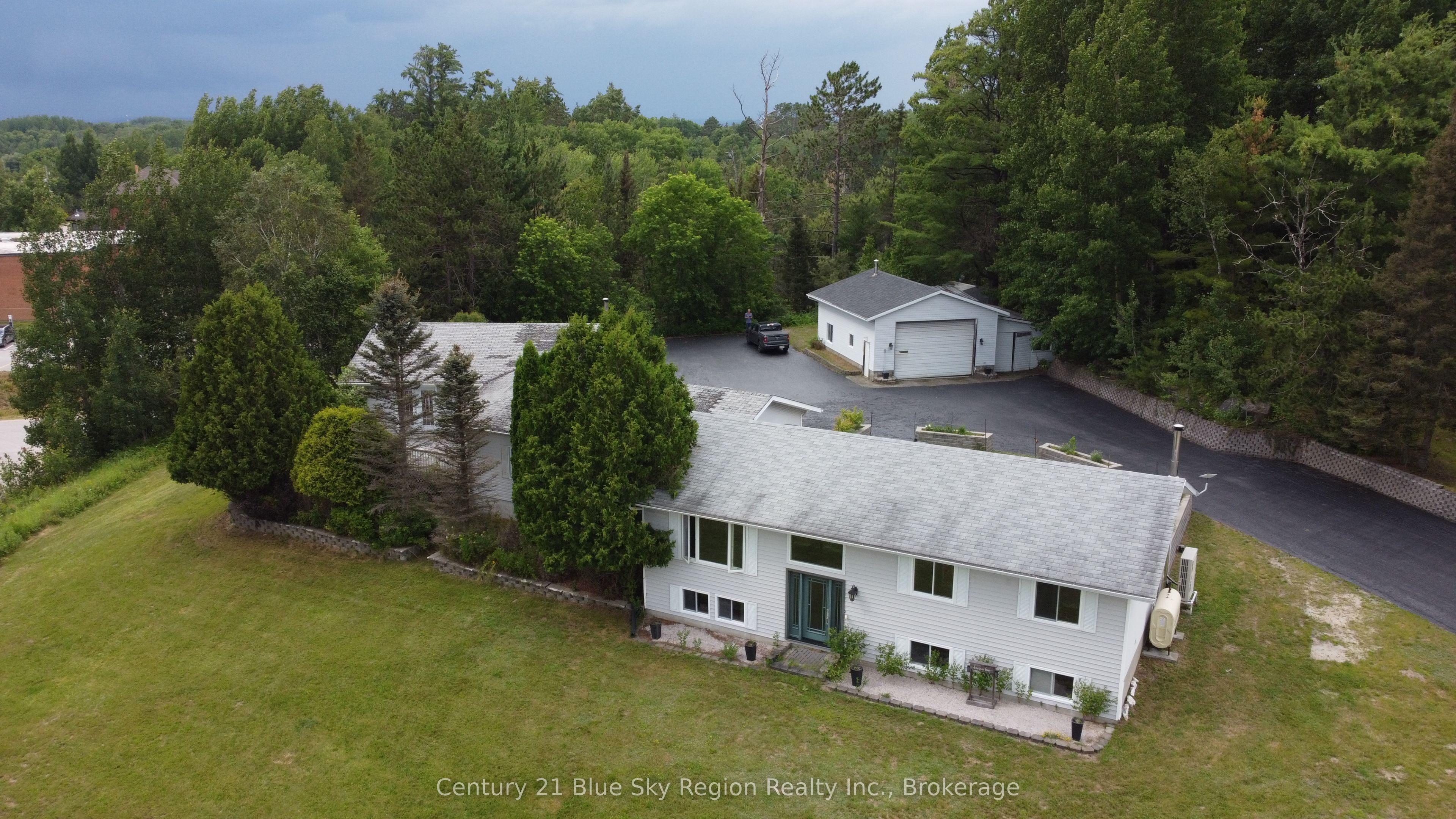 25 Meadow Drive, East Ferris, ON P0H 1K0 photo 2