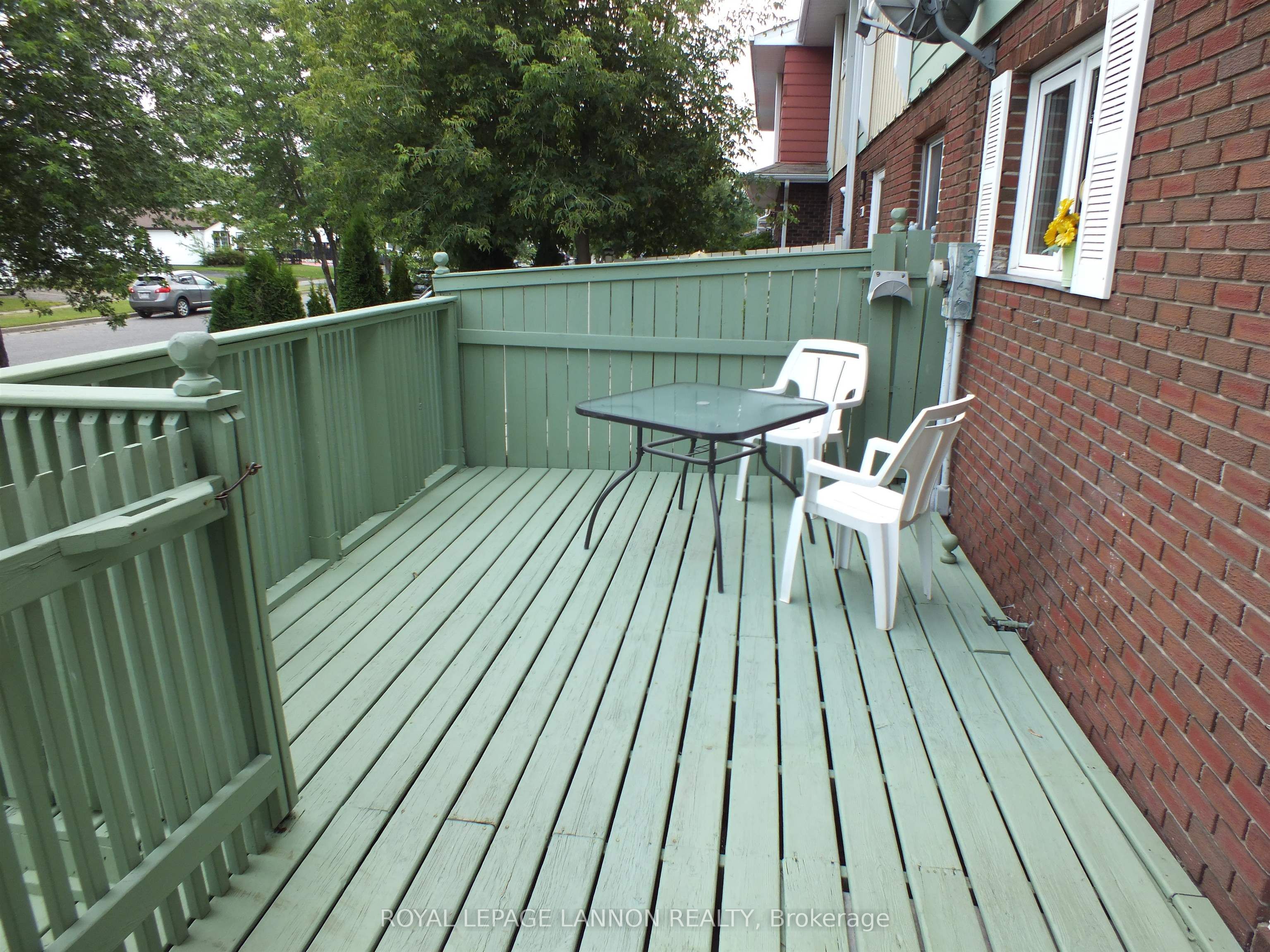 394 Brant Street, Thunder Bay, ON P7A 7R4 photo 3