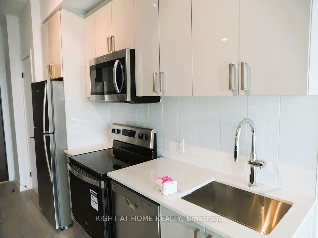 2782 Barton Street N 903, Hamilton, ON L8E 2J8 photo 5