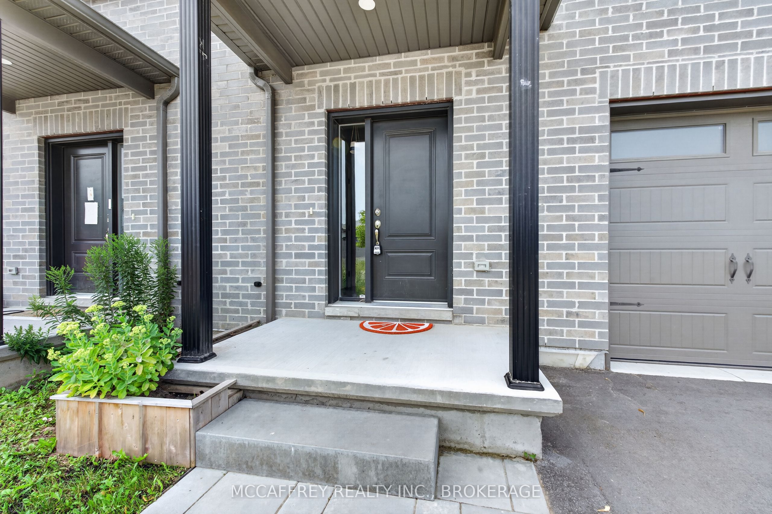 8 Allen Street, Prince Edward County, ON K0K 2T0 photo 3