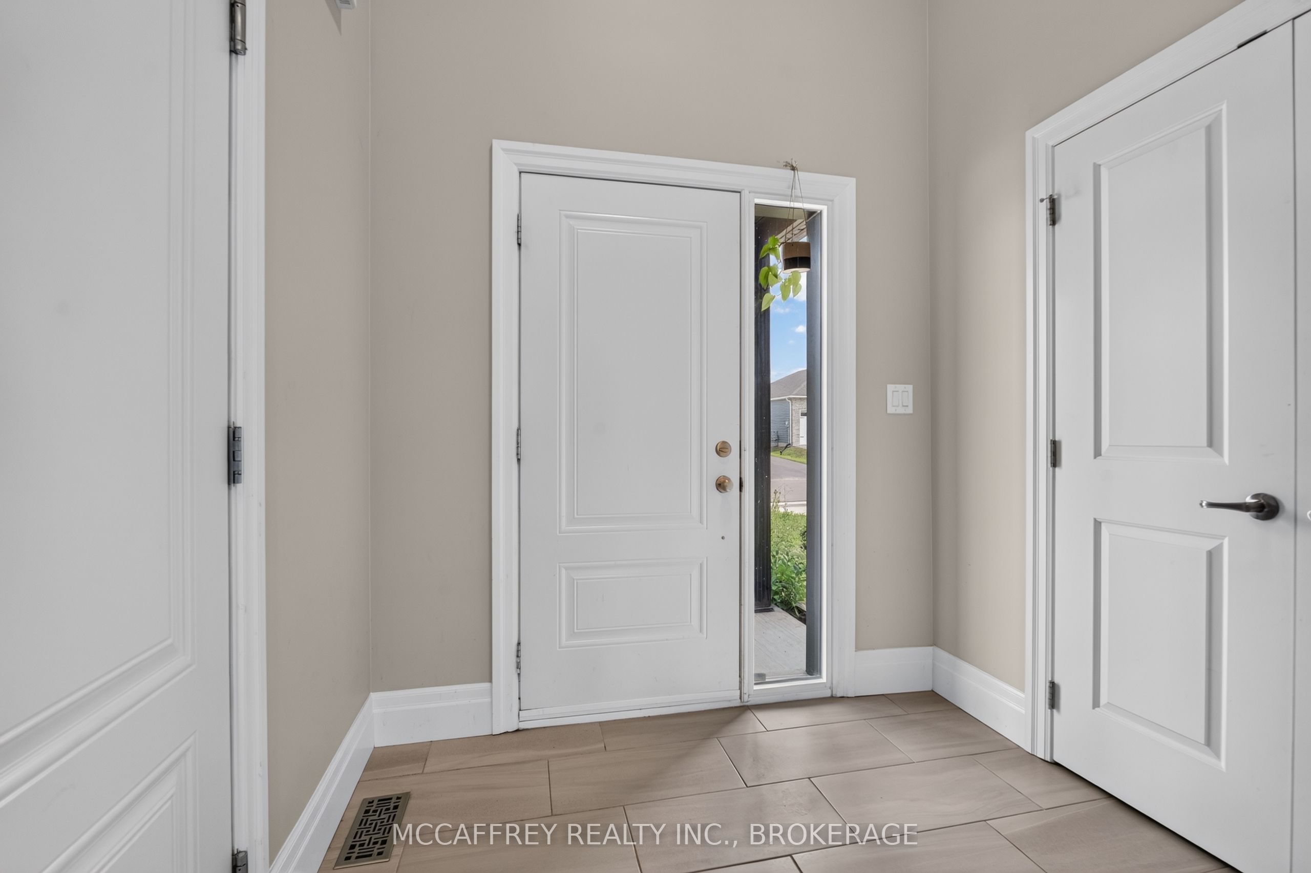 8 Allen Street, Prince Edward County, ON K0K 2T0 photo 4