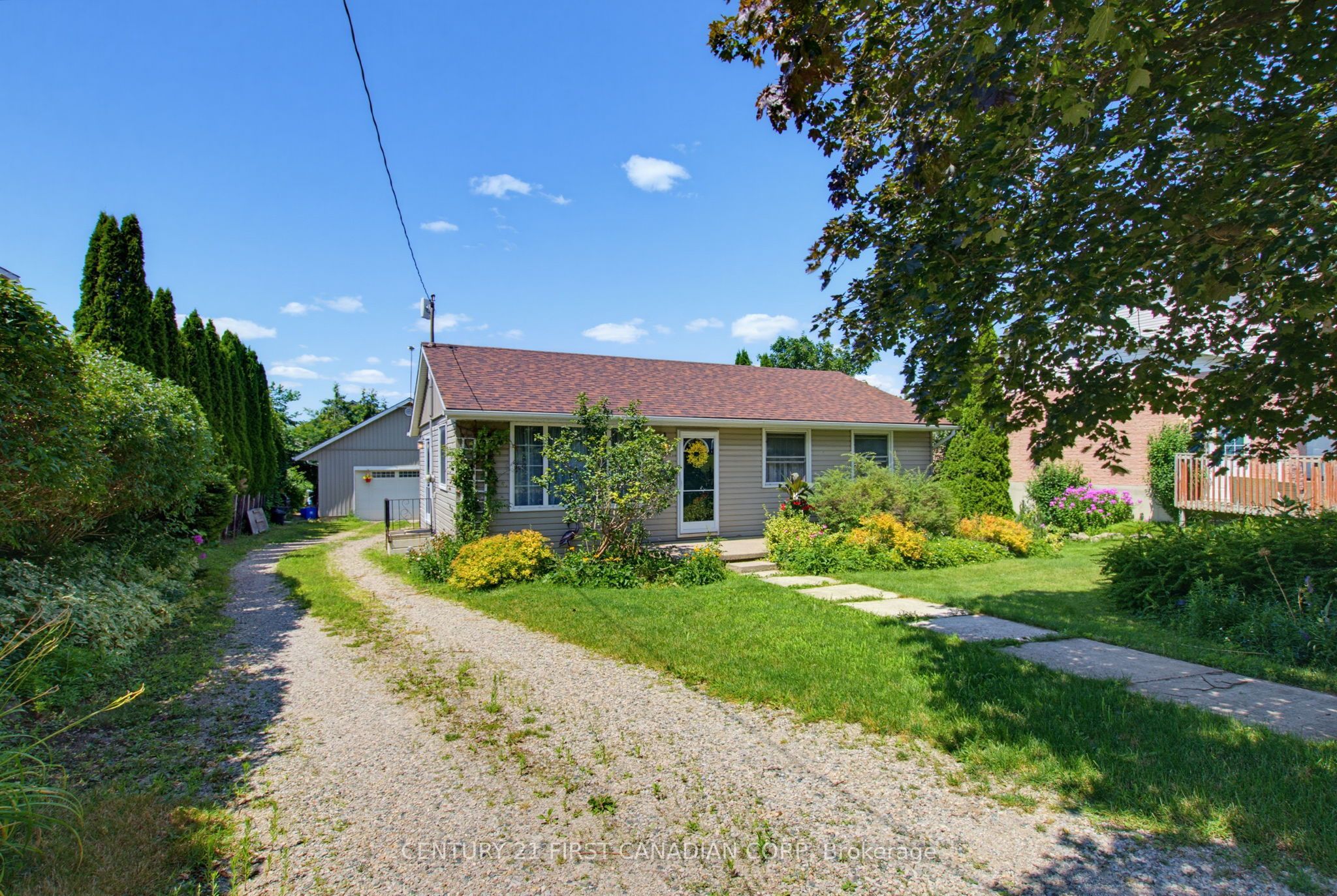267 King Street E, Ingersoll, ON N5C 1H4