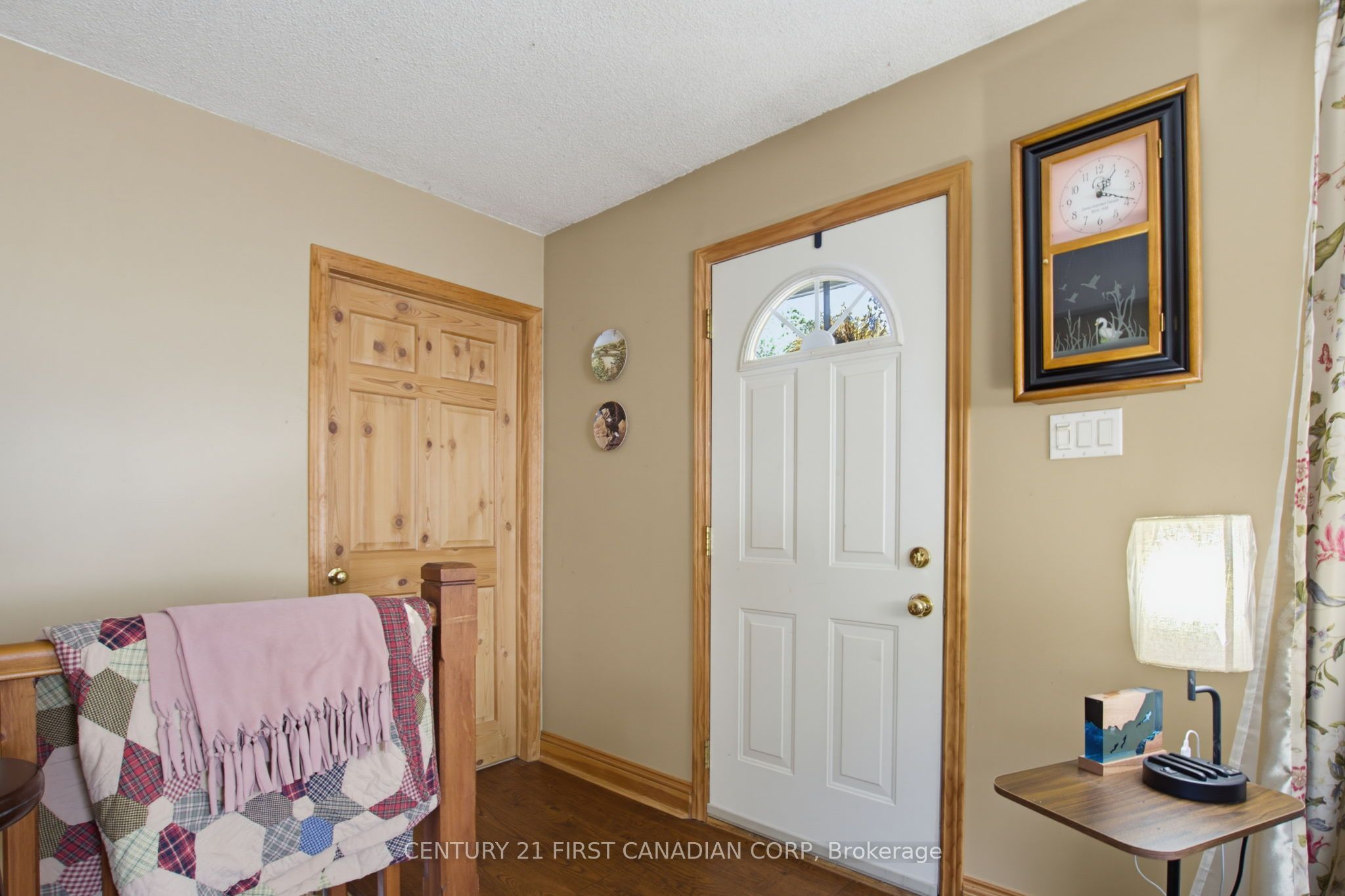 267 King Street E, Ingersoll, ON N5C 1H4 photo 4