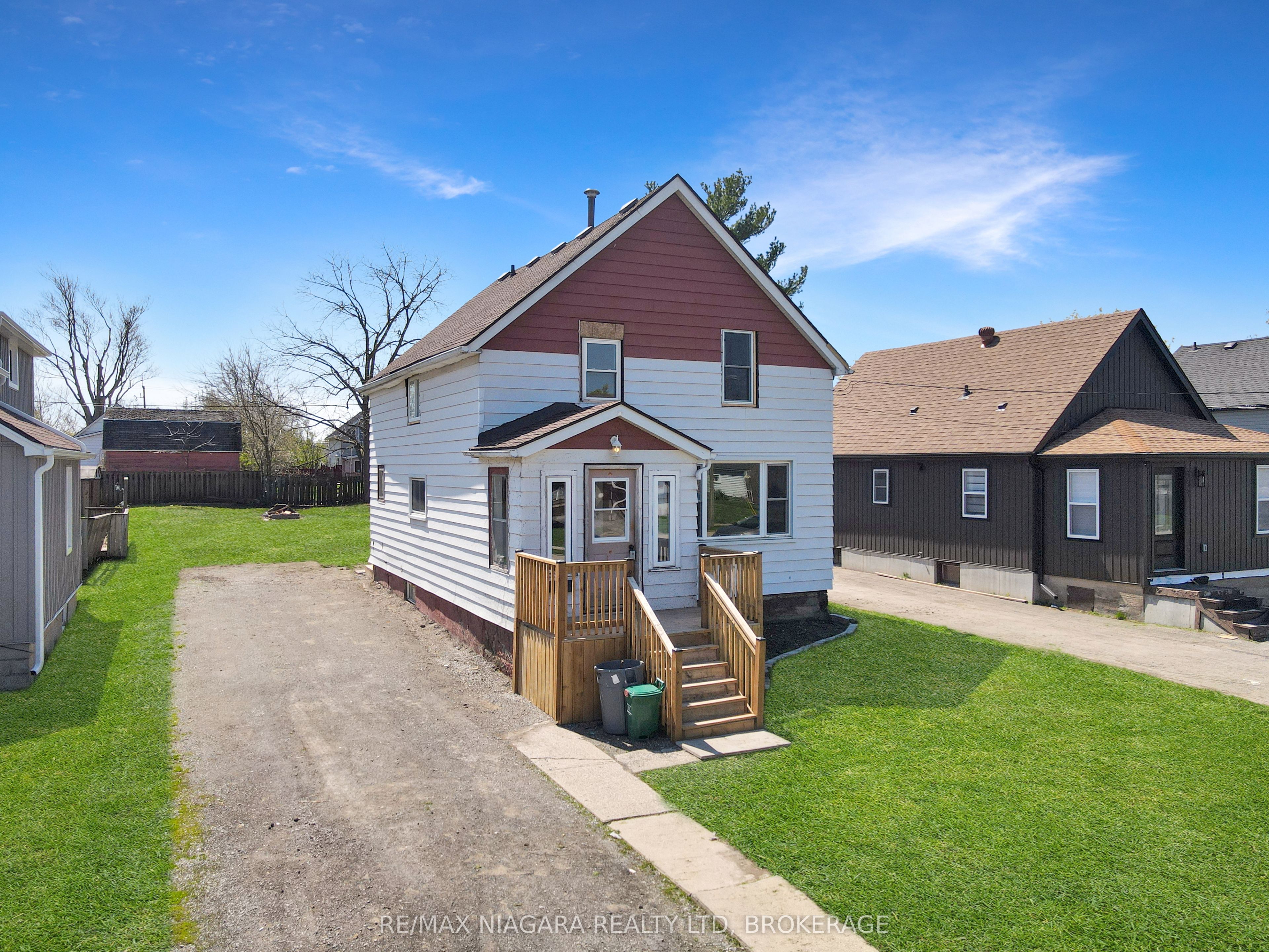 351 Brock Street, Fort Erie, ON L2A 2X4