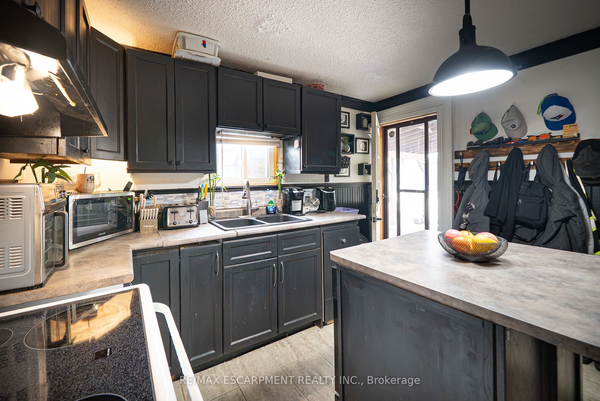 78 Arthur Street, Brantford, ON N3S 3H8 photo 4