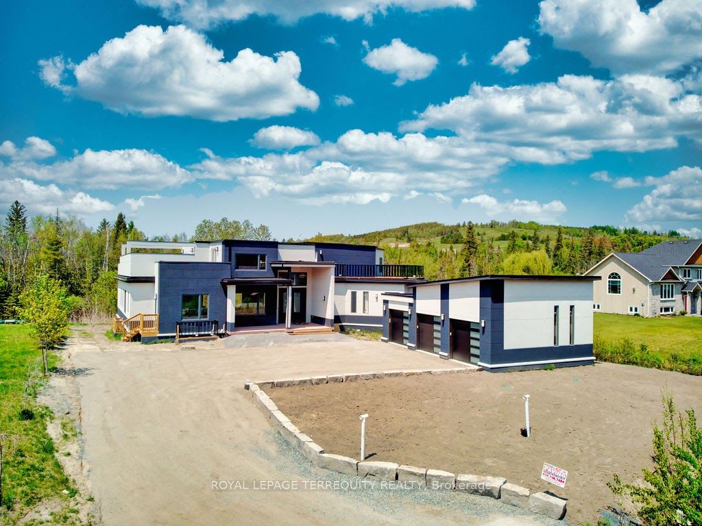 9 Rustlewood Avenue, Kawartha Lakes, ON L0A 1A0