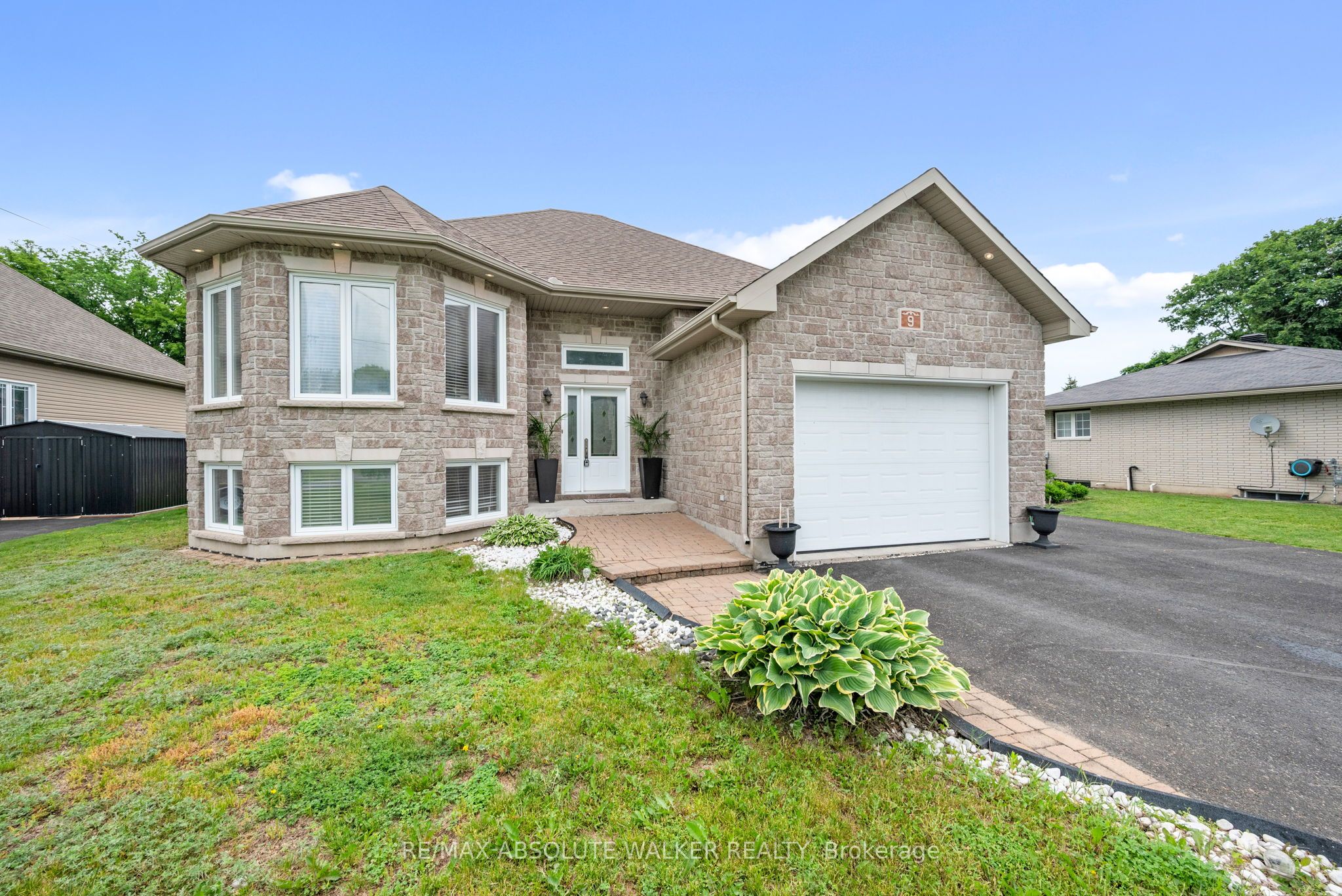 9 Gloss Street, North Stormont, ON K0A 1R0 photo 2