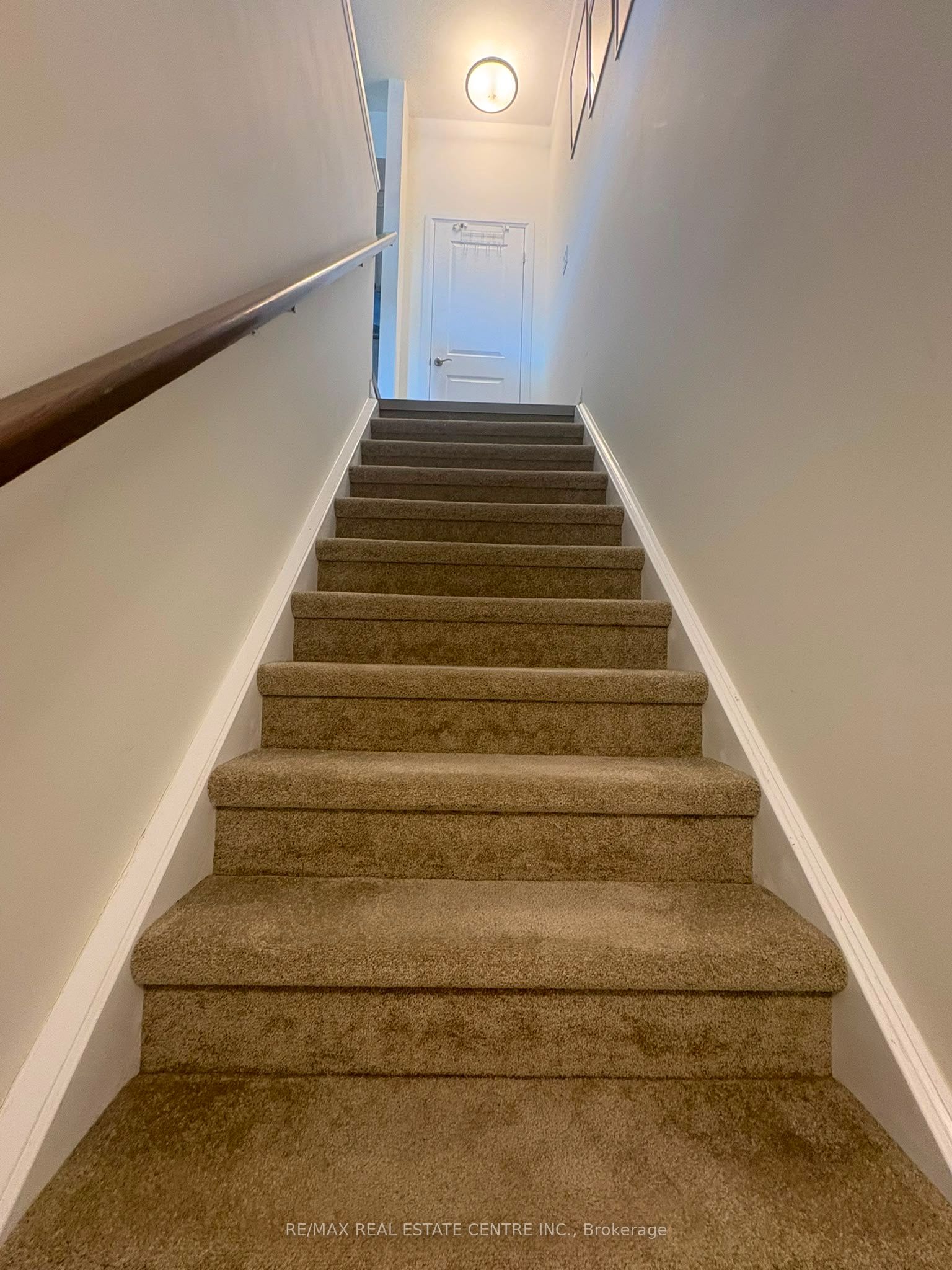 25 ISHERWOOD Avenue A7, Cambridge, ON N1R 1B6 photo 5