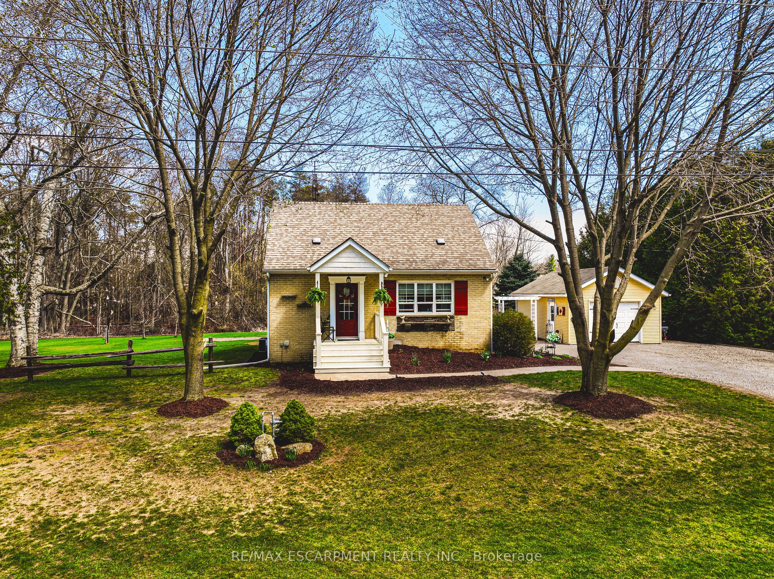 302 Fishers Glen Road, Norfolk, ON N0E 1W0