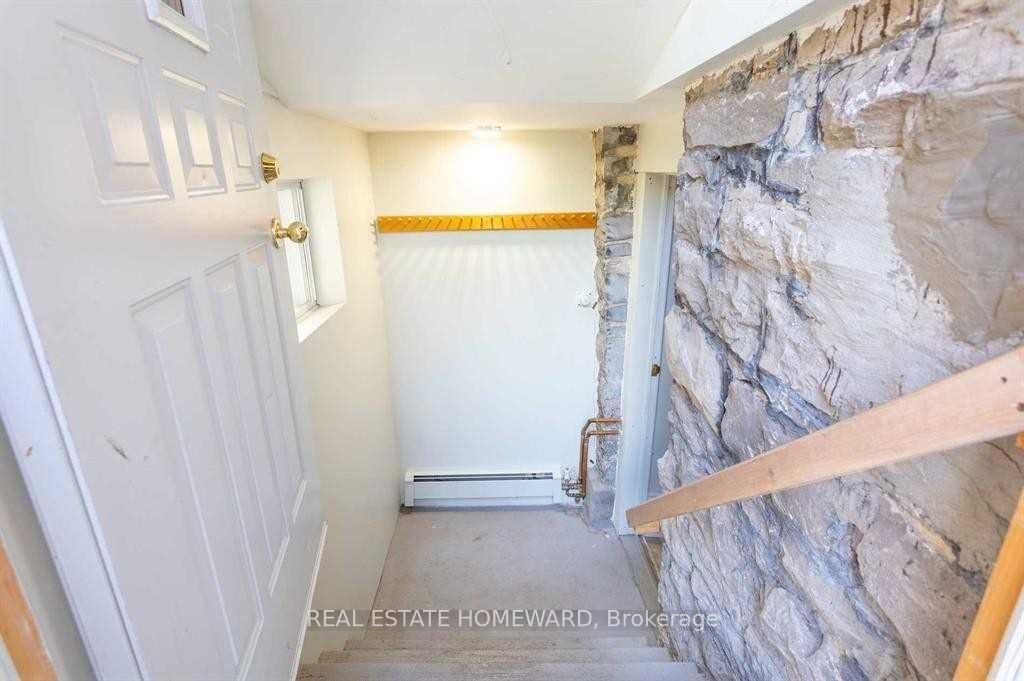 81 Sweetland Avenue Lower, Lower Town - Sandy Hill, ON K1N 7T9 photo 4