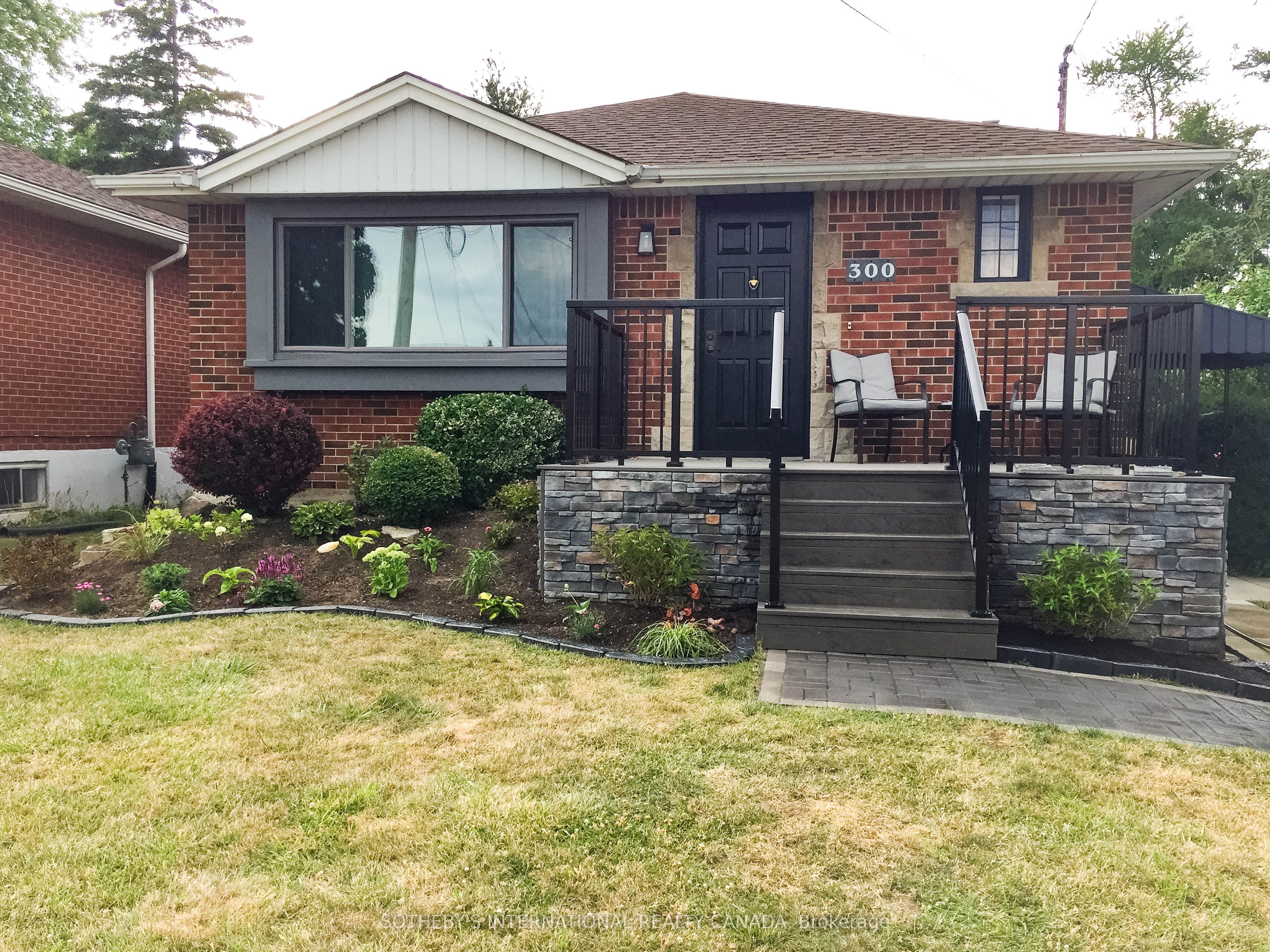 300 East 45th Street, Hamilton, ON L8T 3K8