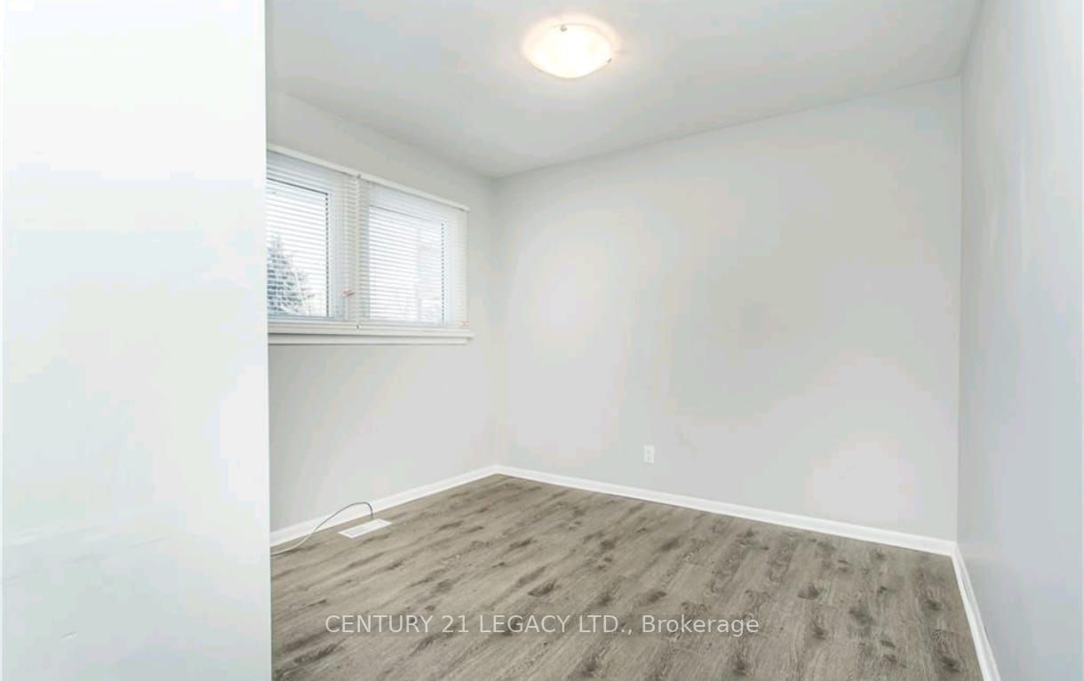 62 Woodelm Drive, St. Catharines, ON L2M 4N3 photo 3
