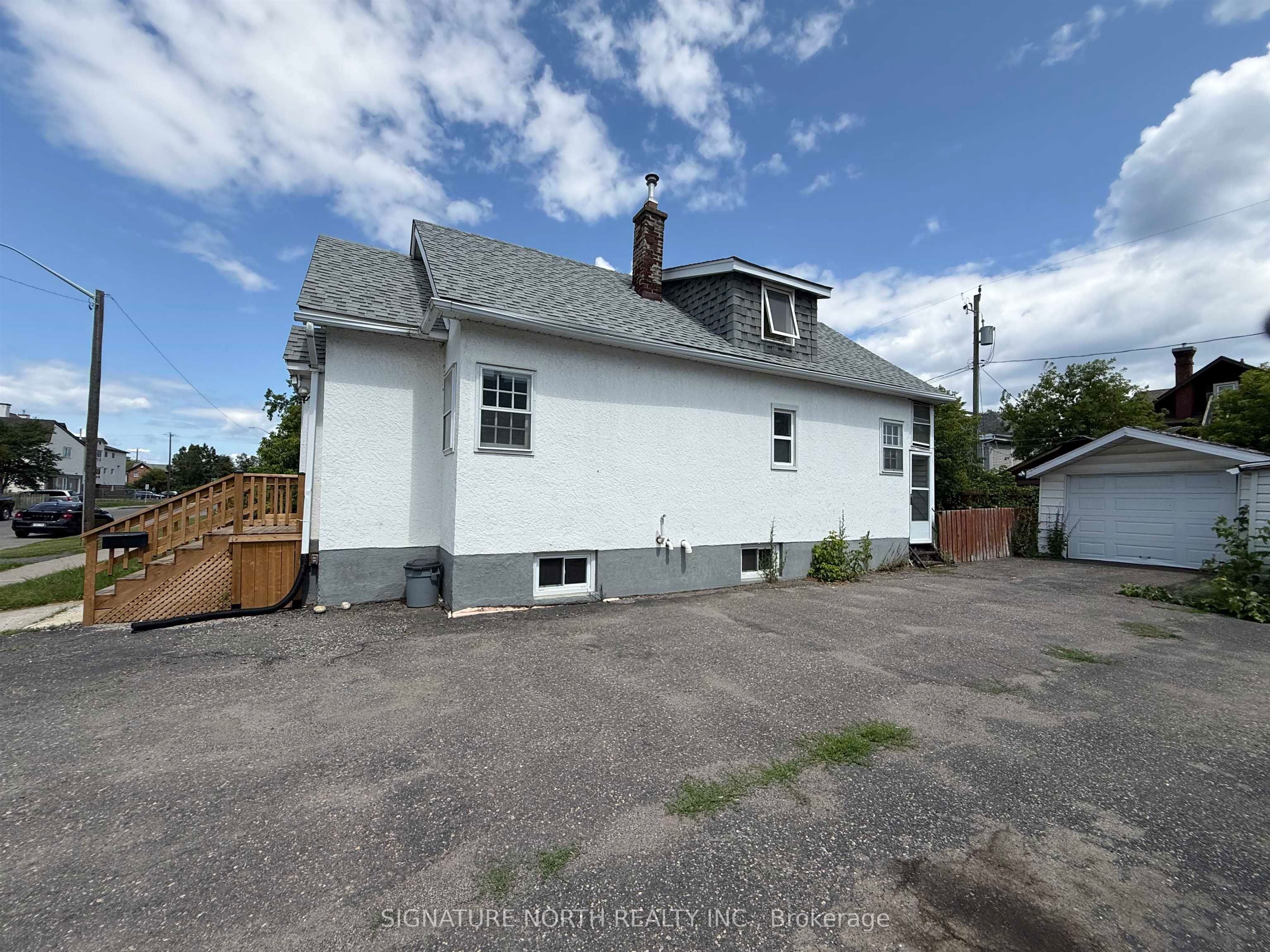 232 McKellar Street, Thunder Bay, ON P7E 1H7 photo 4