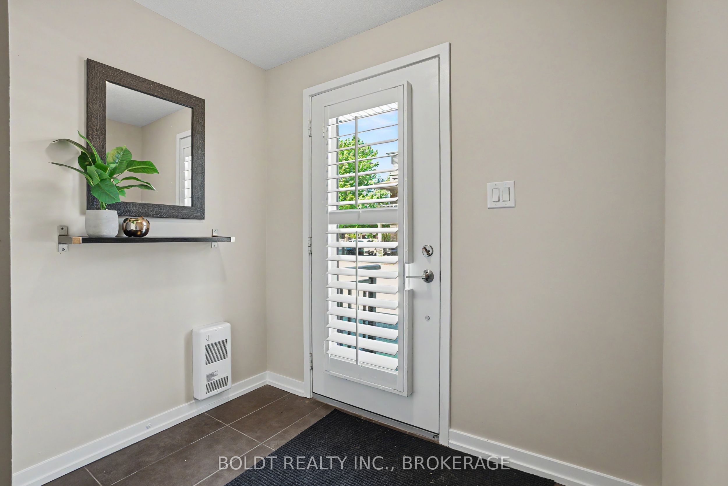 510 North Service Road 13, Grimsby, ON L3M 0C9 photo 3