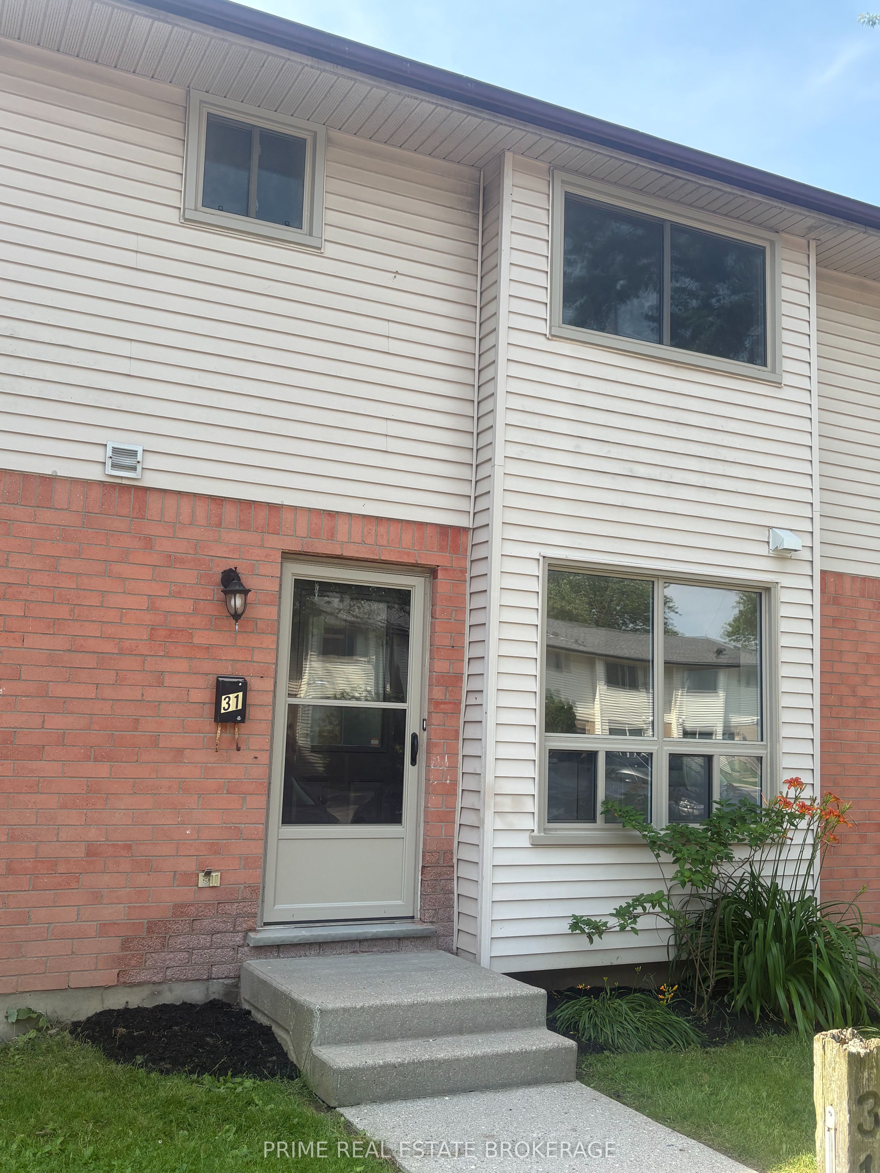 135 Belmont Drive 44, London South, ON N6J 4J3