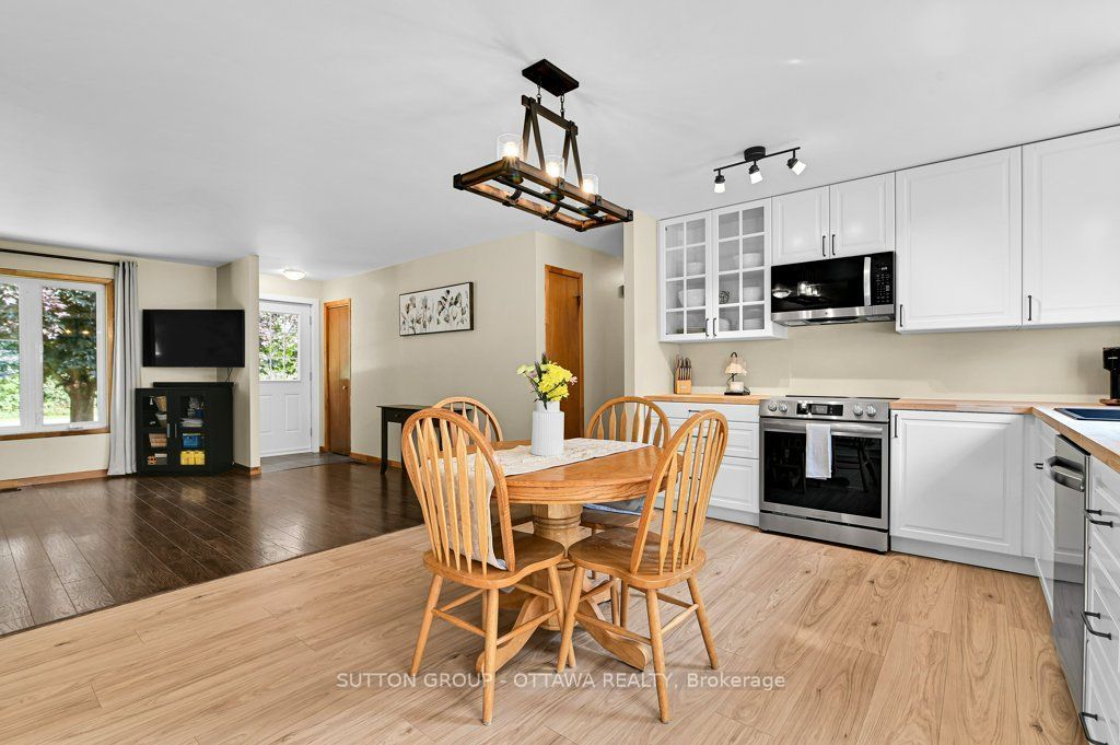 12720 Nation Valley Road, North Dundas, ON K0C 1H0 photo 4