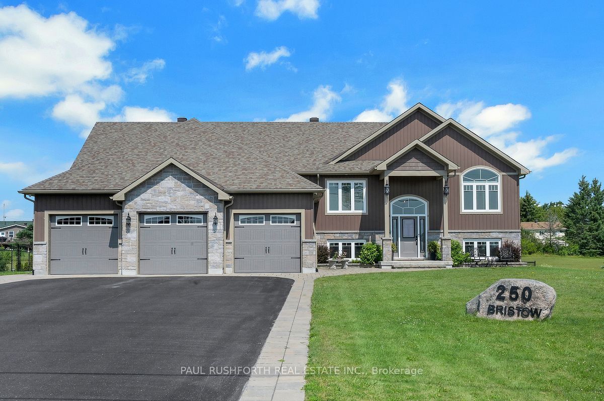 250 Bristow Road, Montague, ON K7A 5B8 photo 2