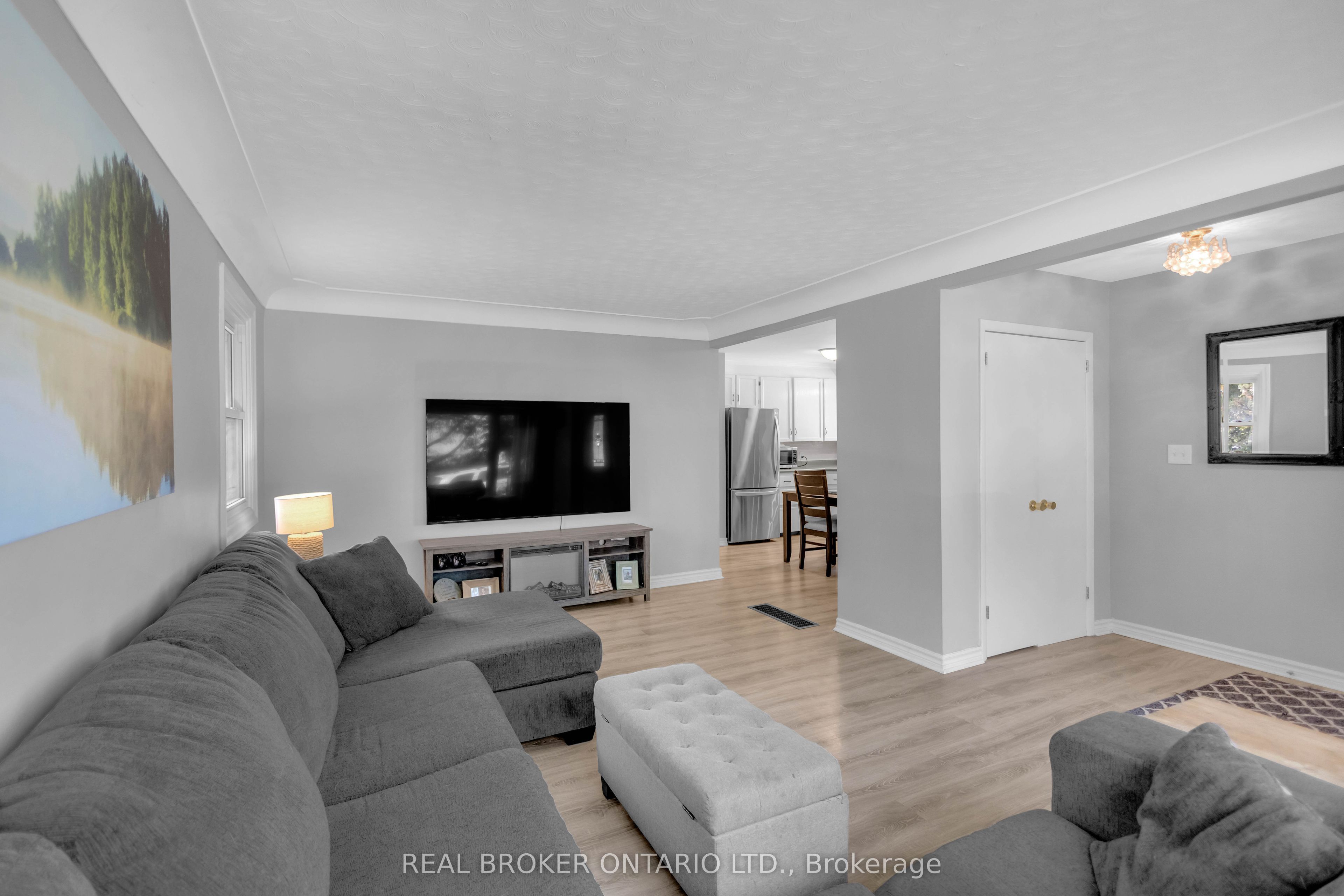 46 Dufferin Street, Brant, ON N0E 1A0 photo 4
