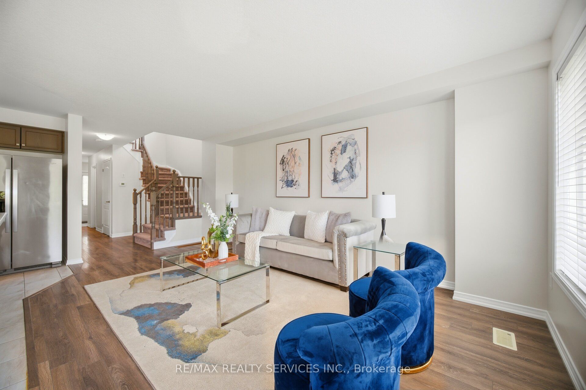 250 Esther Crescent, Thorold, ON L3B 0H1 photo 5