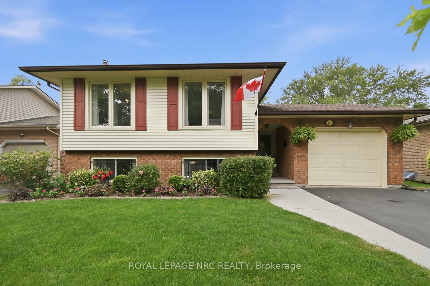 11 Jennifer Court, Welland, ON L3C 6E9 photo 2
