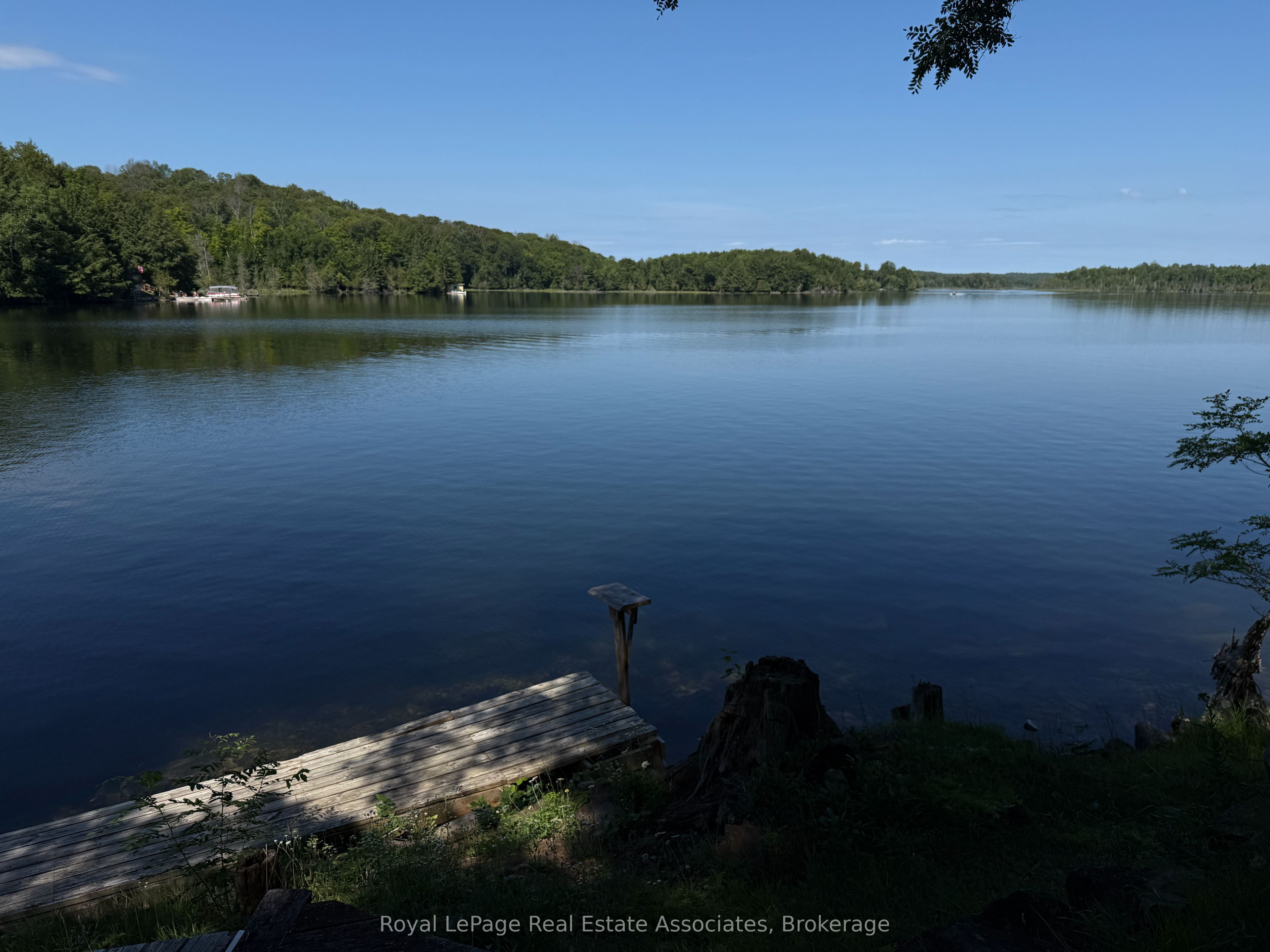 36 ST OLA LAKE SHORE E, Limerick, ON K0L 1W0