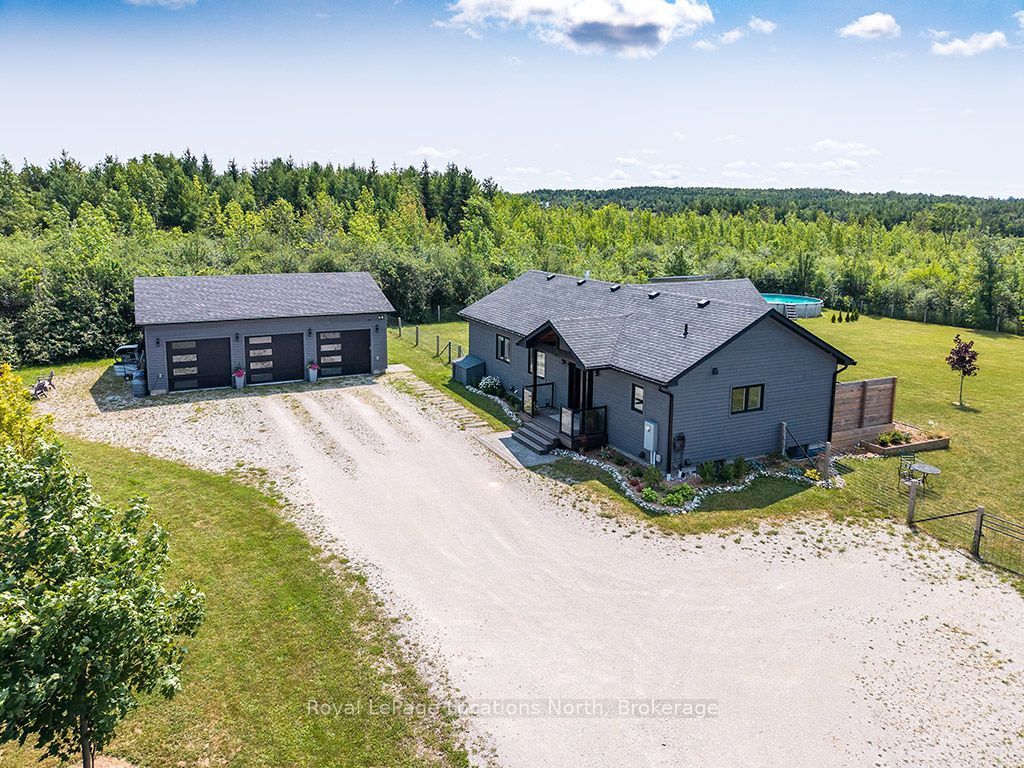 217 St Vincent Crescent, Meaford, ON N4L 1W7